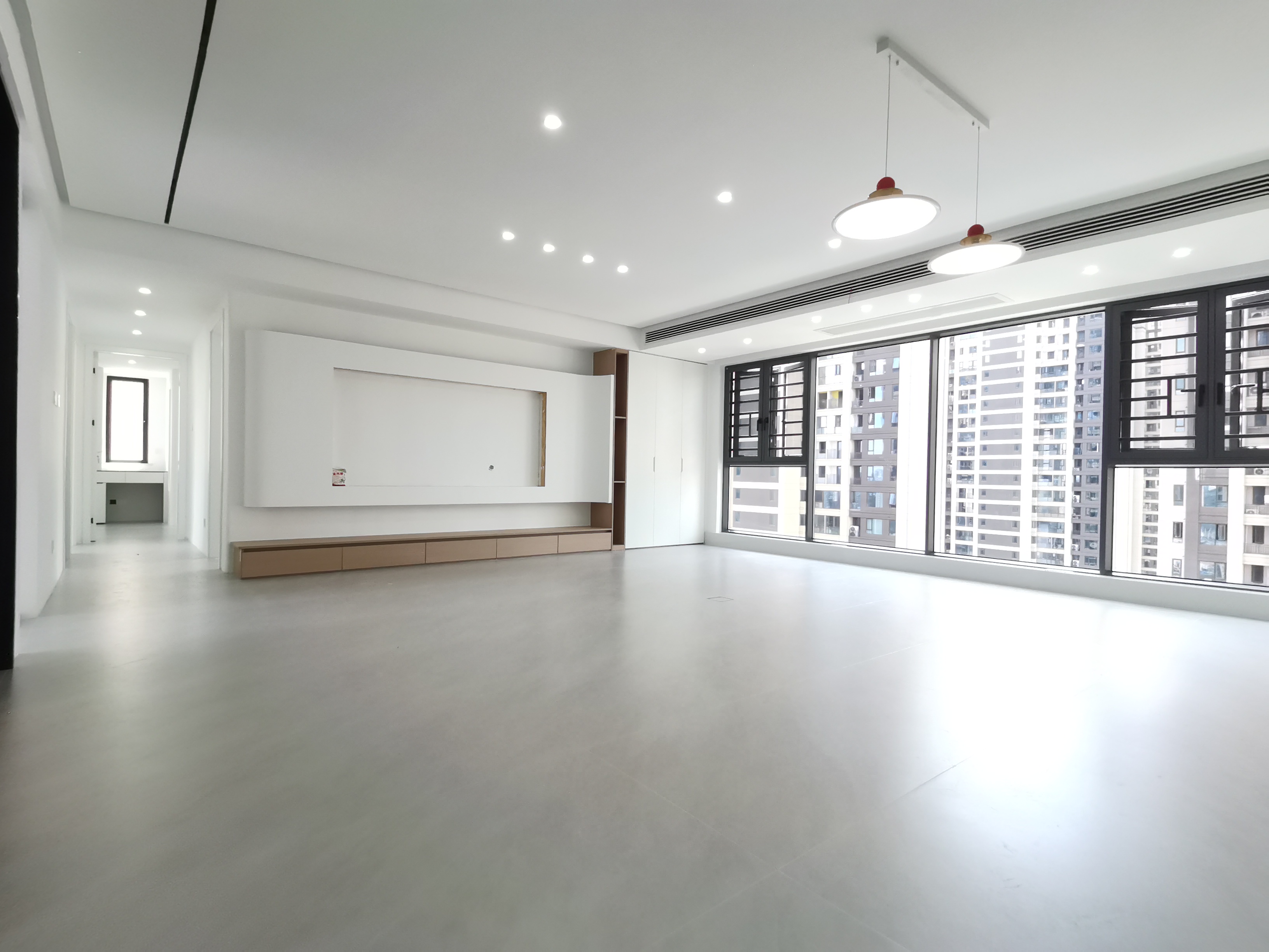 建发央著  4室2厅2卫   138.00万