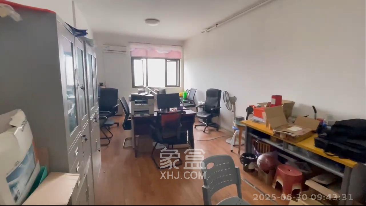 鑫远杰座  1室1厅1卫   1800.00元/月室内图