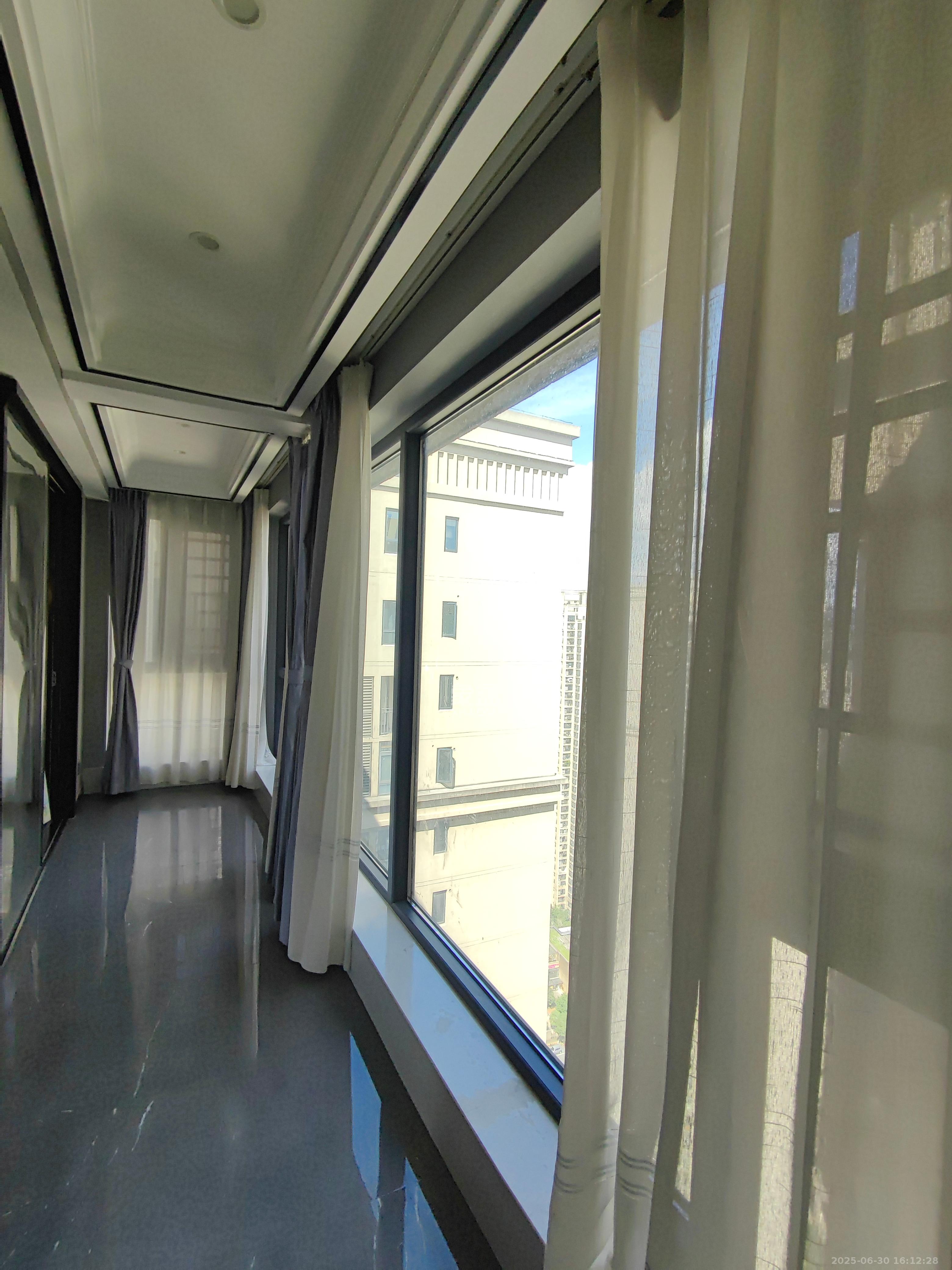 中建梅溪湖中心  4室2厅2卫   4700.00元/月室内图