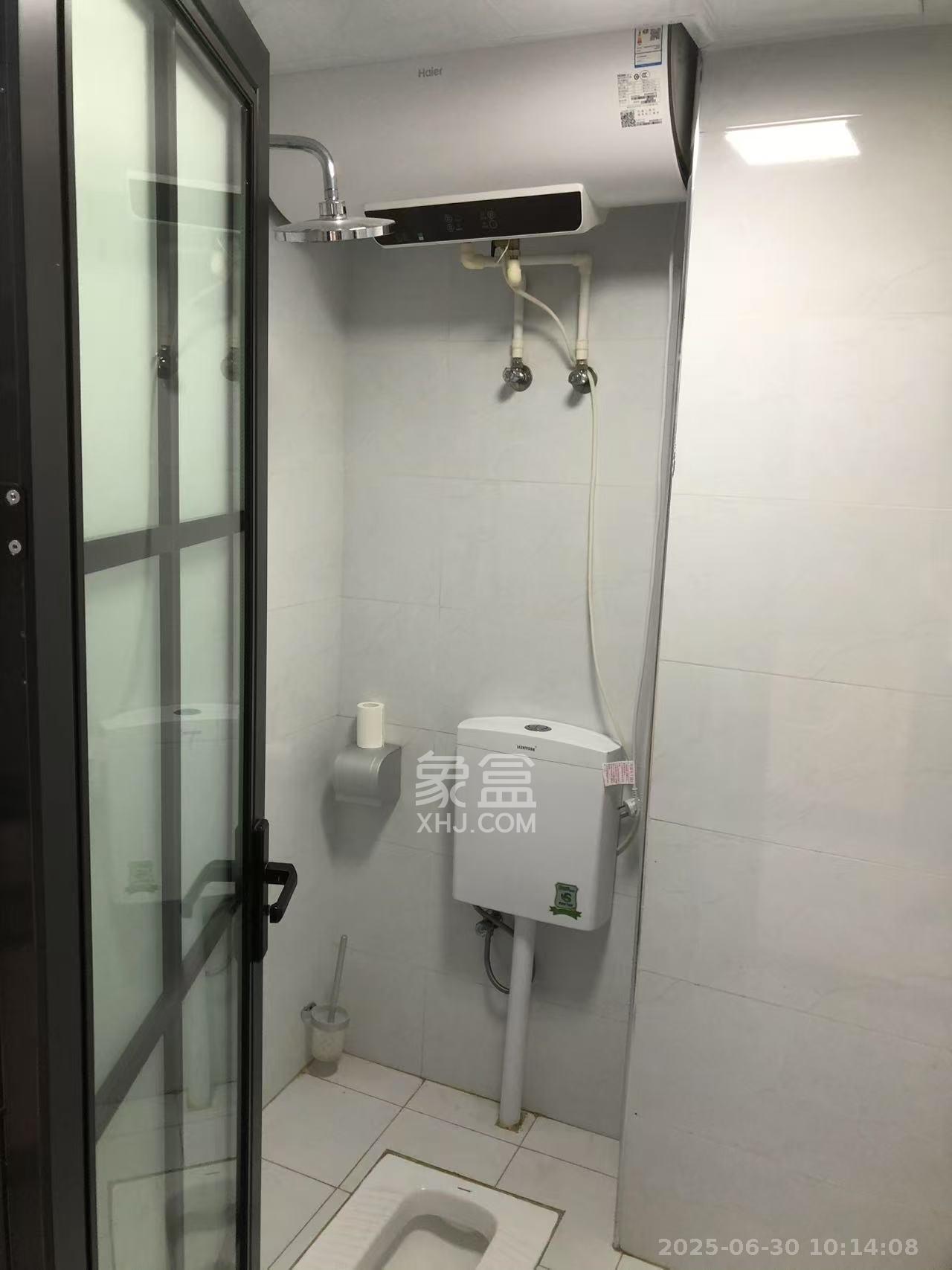 明大佳园  1室1厅1卫   1700.00元/月室内图
