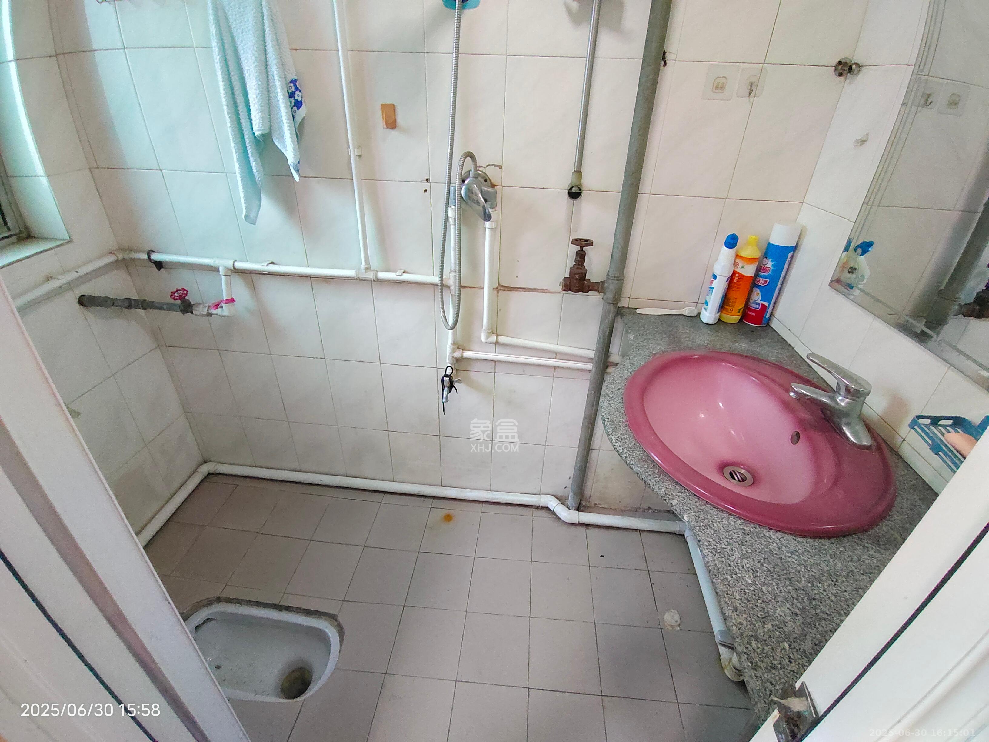 火星一片 2室1厅1卫 1300.0元/月 火星一片 2室1厅1卫 1300.0元/月室内图