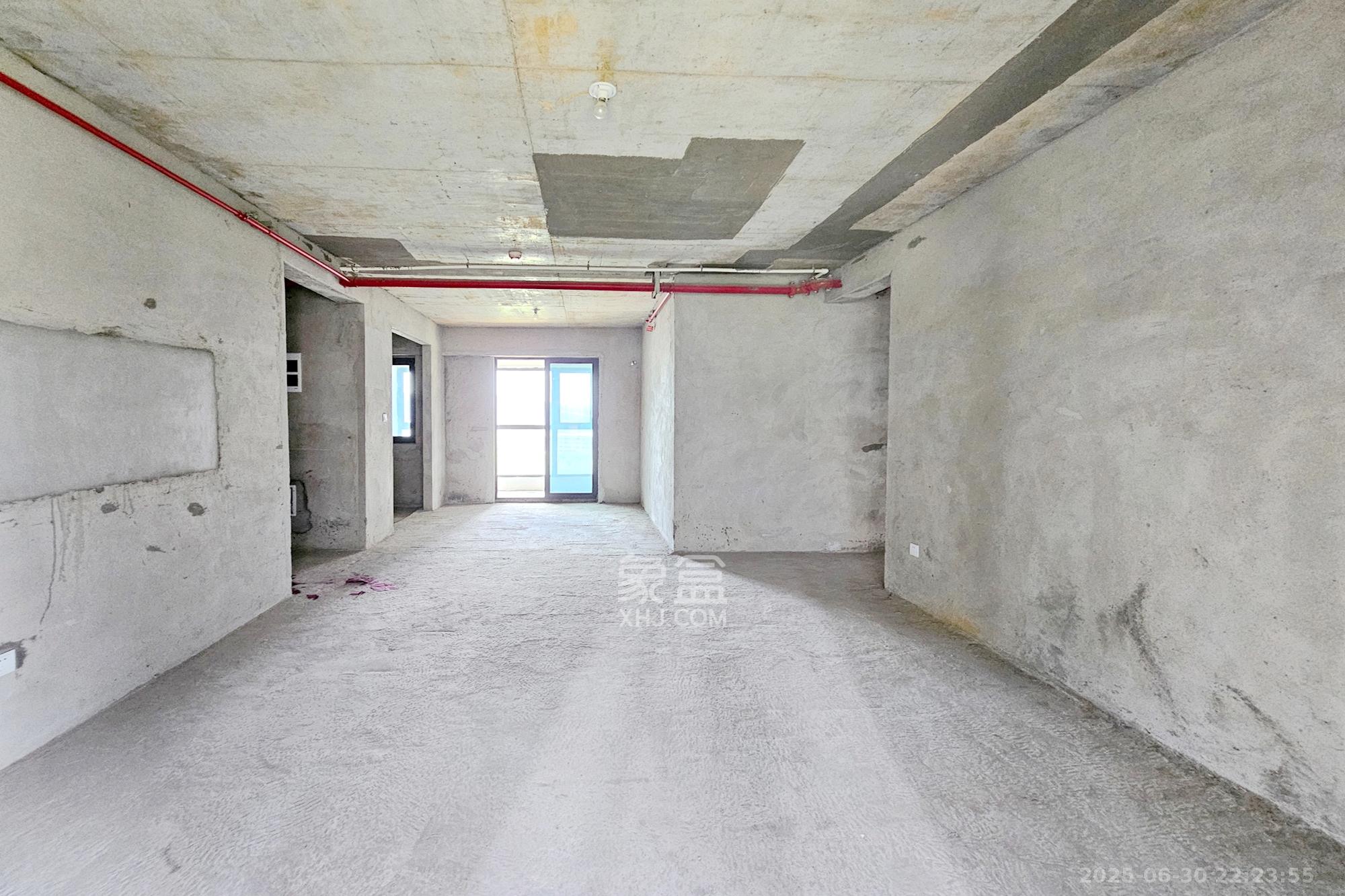 明昇壹城(明昇时代广场)二期 4室2厅3卫 210.0万 明昇壹城(明昇时代广场)二期 4室2厅3卫 210.0万客厅