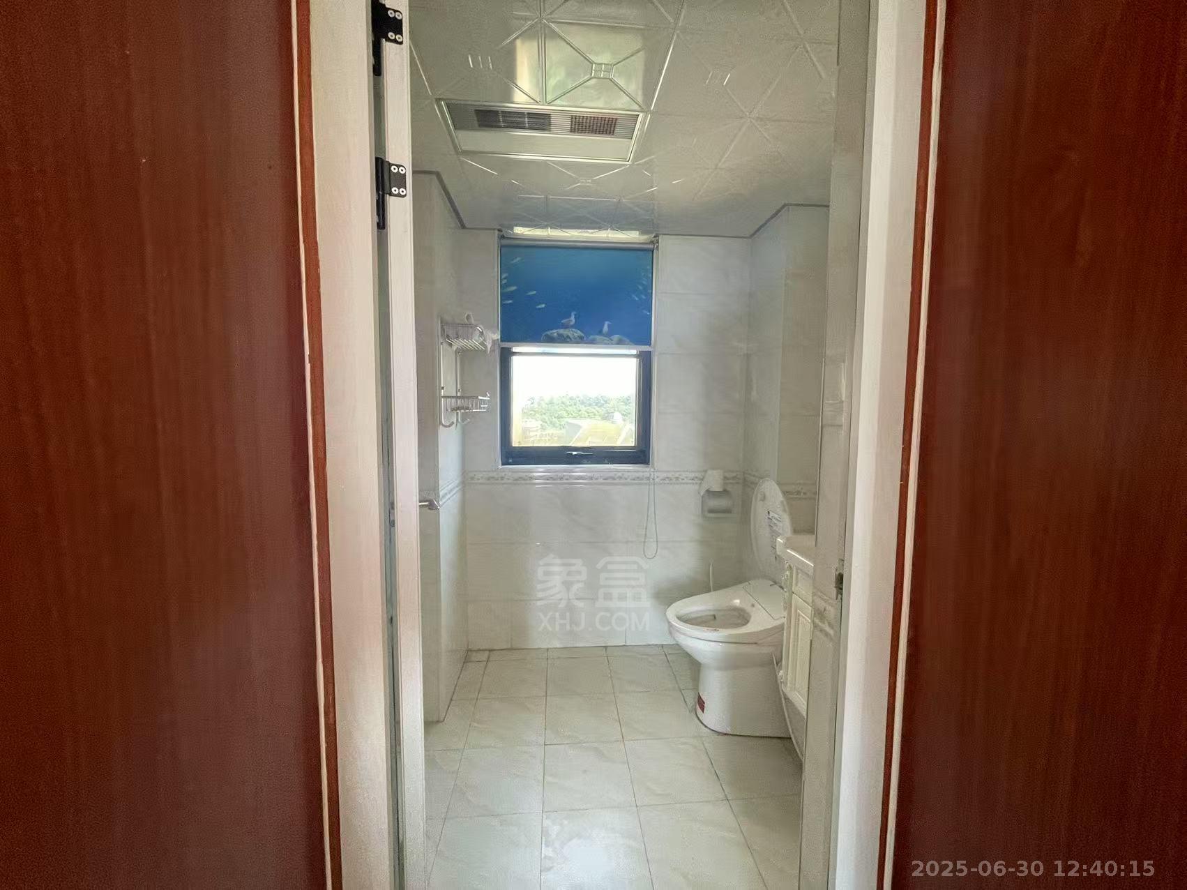 中建御山和苑 3室2厅2卫 1800.0元/月 中建御山和苑 3室2厅2卫 1800.0元/月室内图