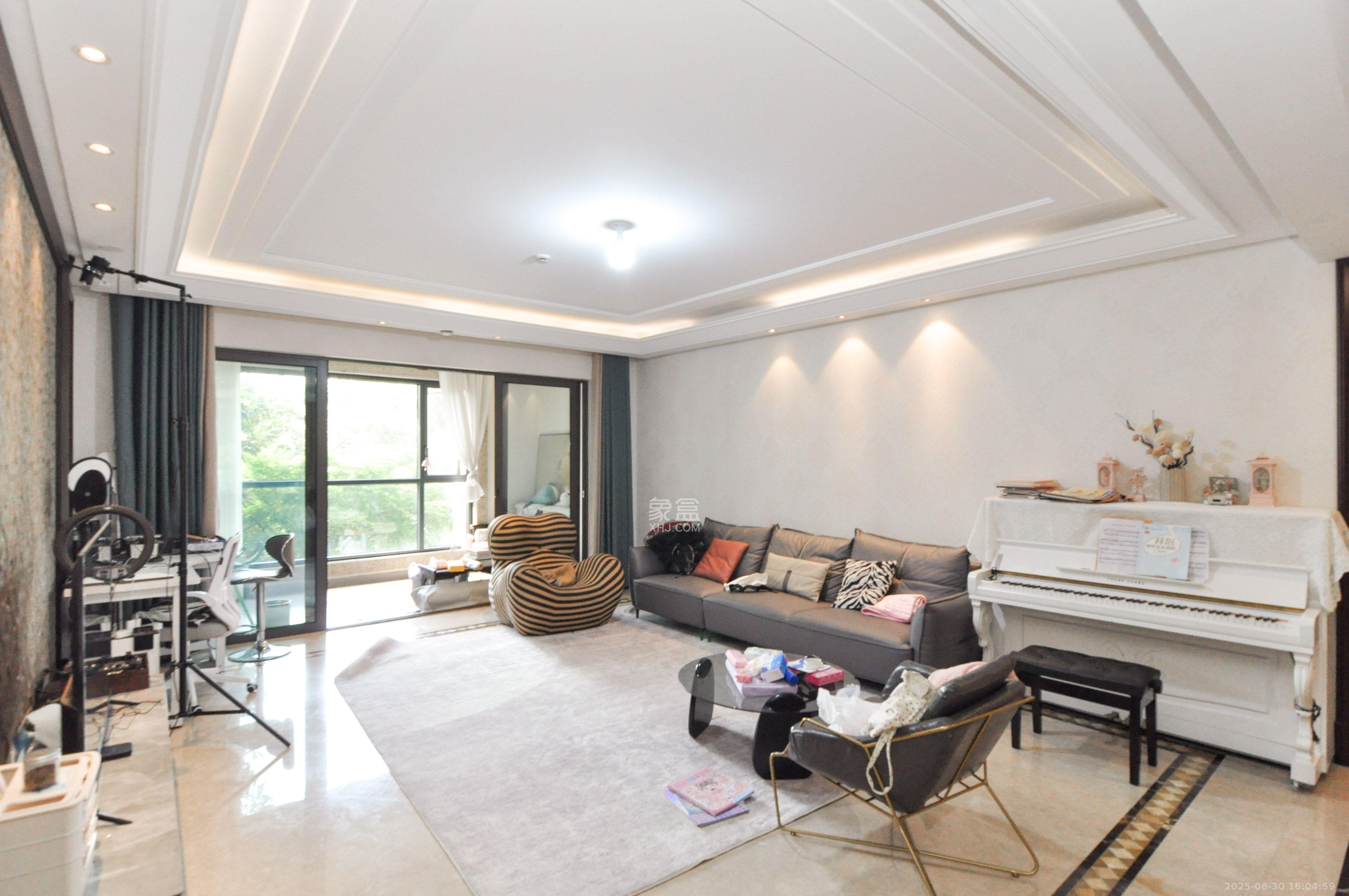 梅溪湖金茂府(金茂广场)(金茂览秀城)  4室2厅2卫    6000.0元/月 梅溪湖金茂府(金茂广场)(金茂览秀城)  4室2厅2卫    6000.0元/月室内图