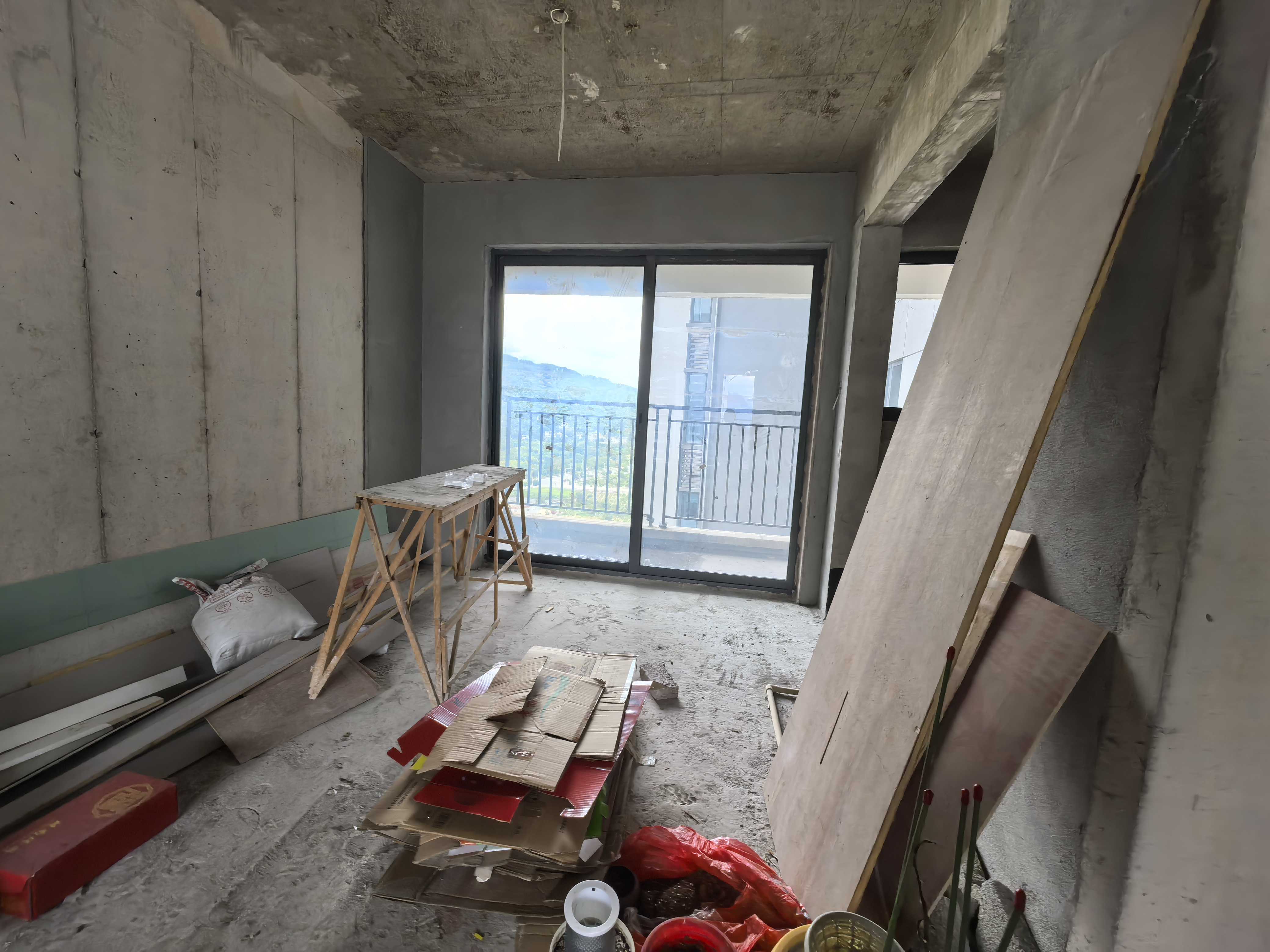 宁邦广场  4室2厅2卫    55.0万