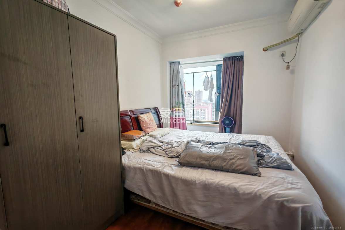 珠江好世界 4室2厅2卫 3600.0元/月 珠江好世界 4室2厅2卫 3600.0元/月室内图