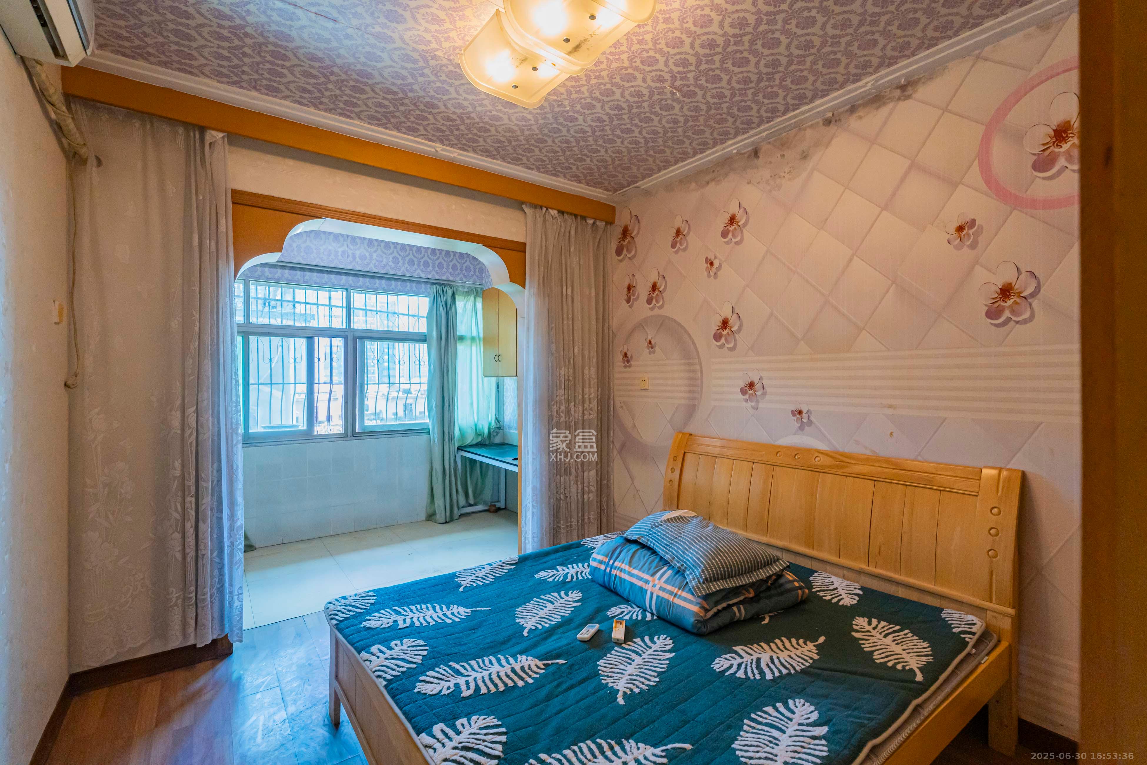 虹嘉花园（虹嘉园小区）  2室2厅1卫    76.0万卧室