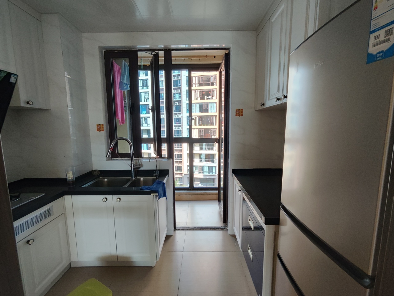 碧桂园豪园-二期  3室2厅2卫    1500.0元/月 碧桂园豪园-二期  3室2厅2卫    1500.0元/月室内图