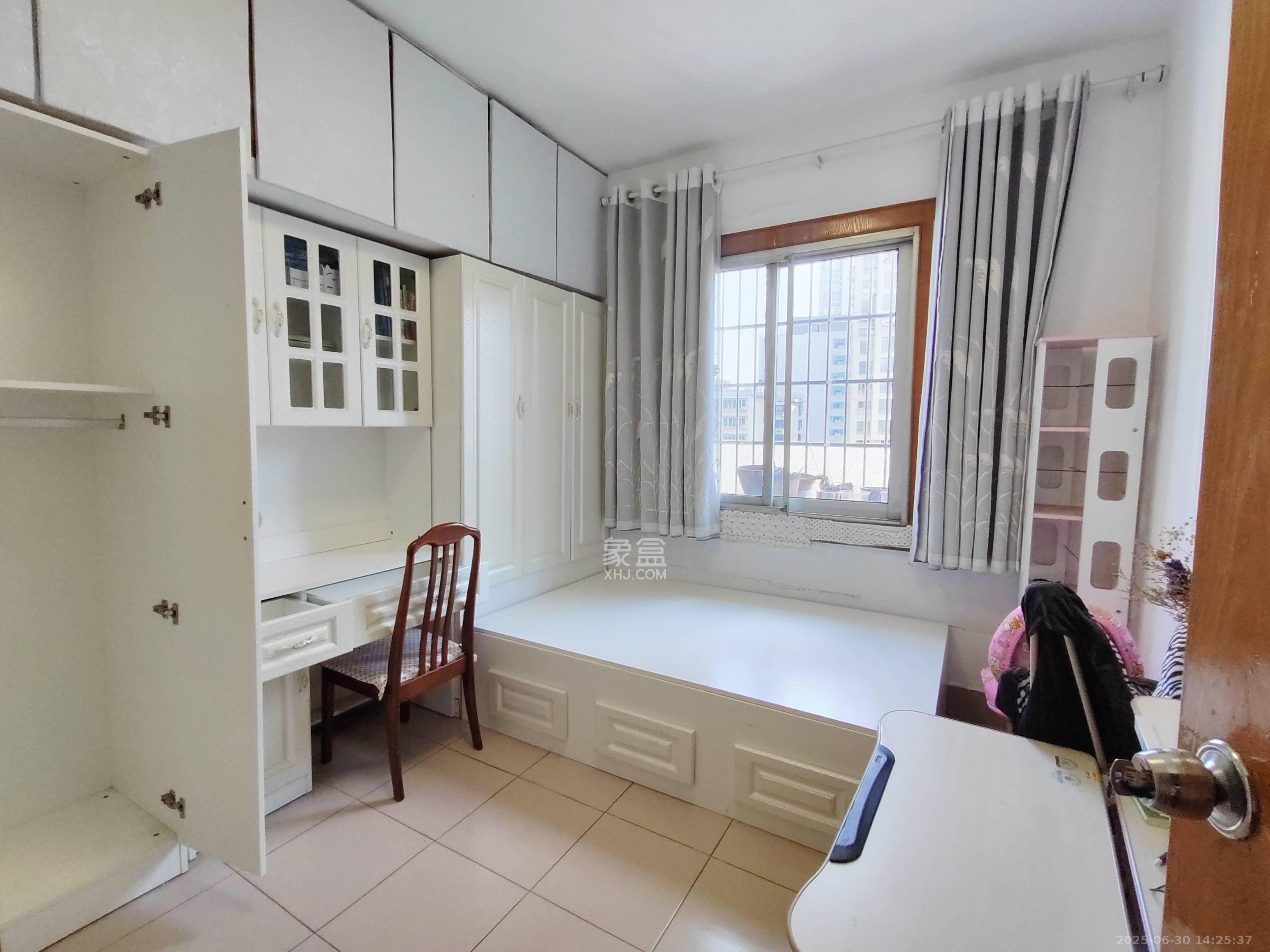 省文化厅宿舍(文物局)/湖南省书法院  2室2厅1卫    1900.0元/月 省文化厅宿舍(文物局)/湖南省书法院  2室2厅1卫    1900.0元/月室内图