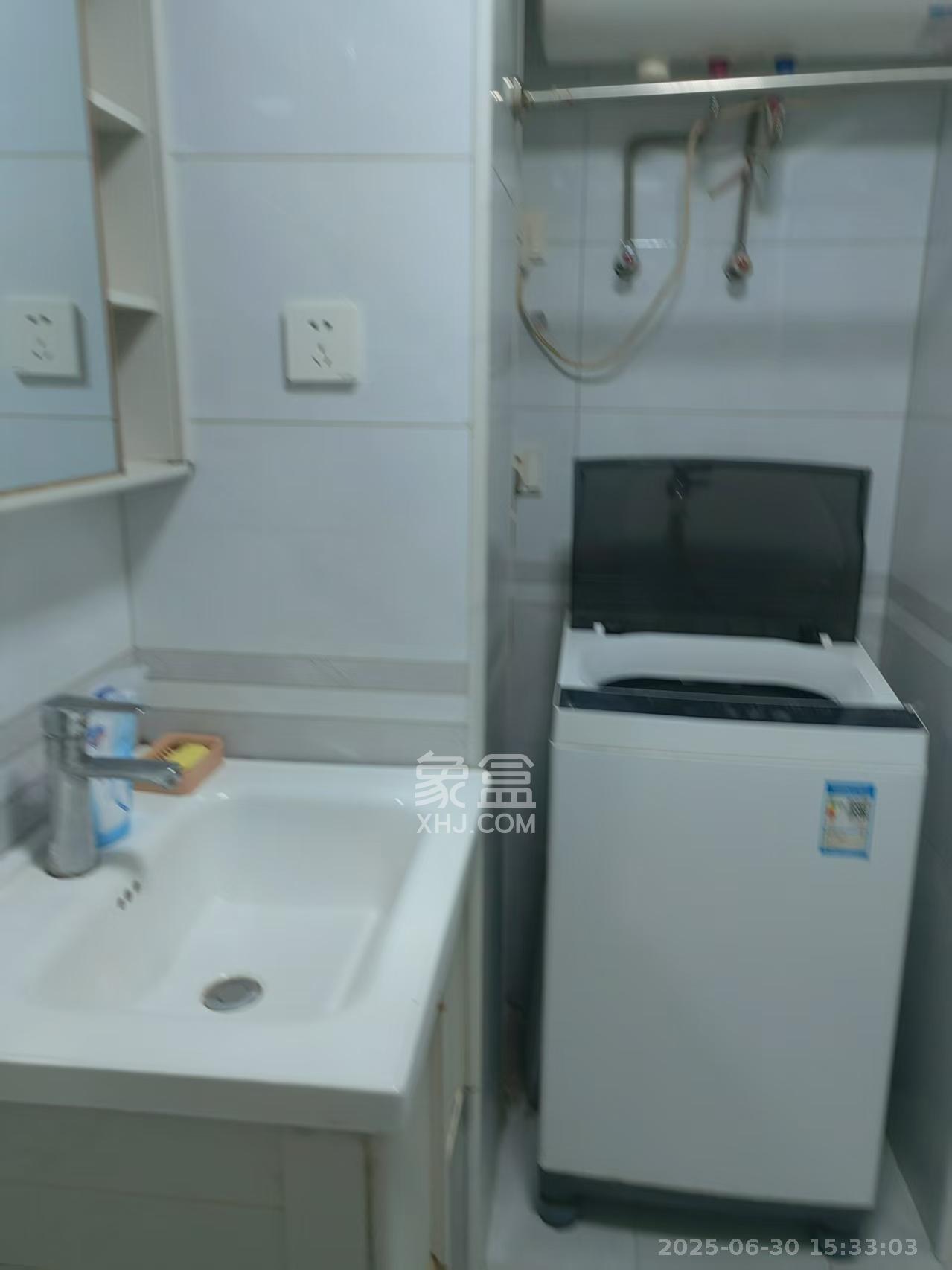 龙湖湘江星座（祺鑫星座公寓）  1室0厅0卫   1650.00元/月室内图