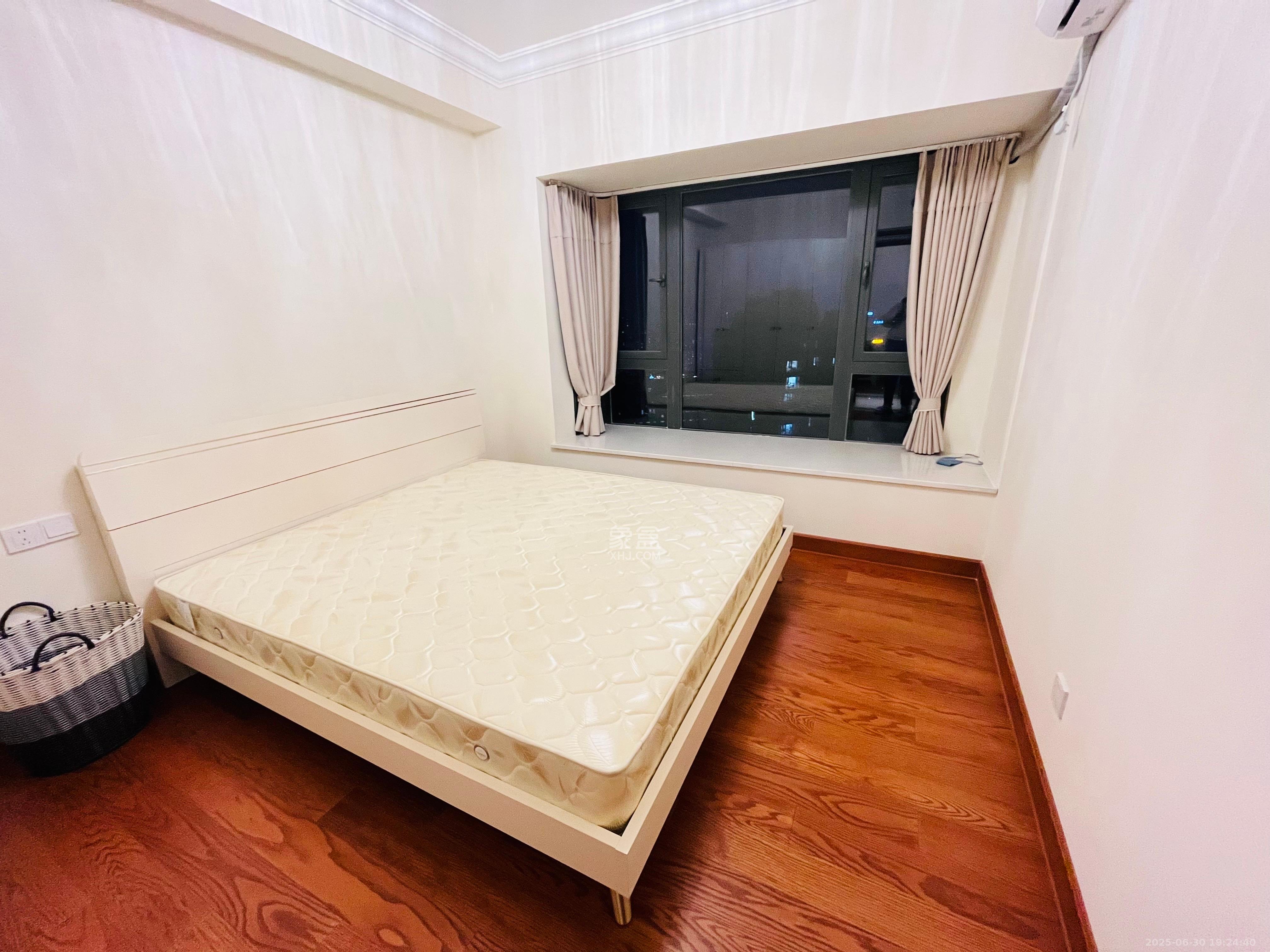 恒大翡翠华庭 3室2厅2卫 2800.0元/月 恒大翡翠华庭 3室2厅2卫 2800.0元/月室内图