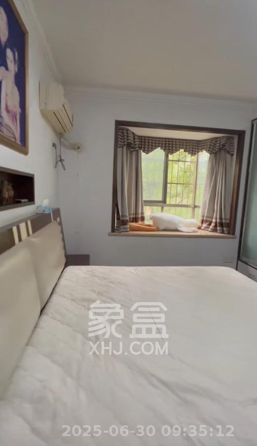 鑫园 3室2厅1卫 2400.0元/月 鑫园 3室2厅1卫 2400.0元/月室内图