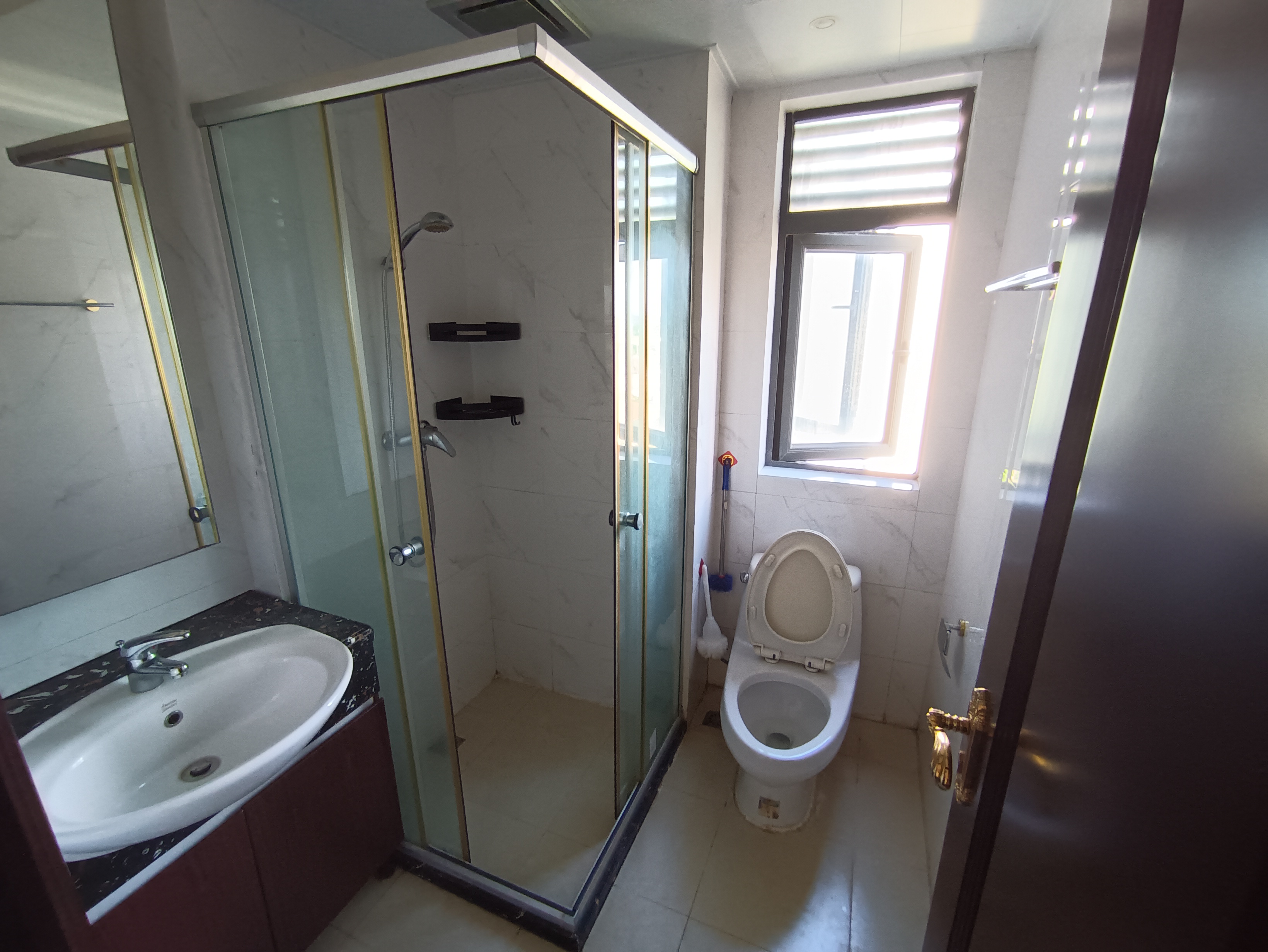 恒大海口文化旅游城 3室2厅2卫 148.0万 恒大海口文化旅游城 3室2厅2卫 148.0万客厅