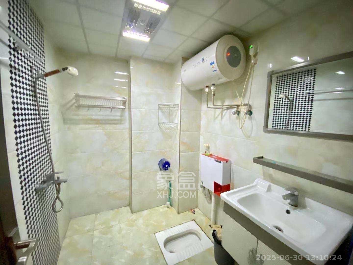 同鑫家园  1室1厅1卫   1300.00元/月室内图