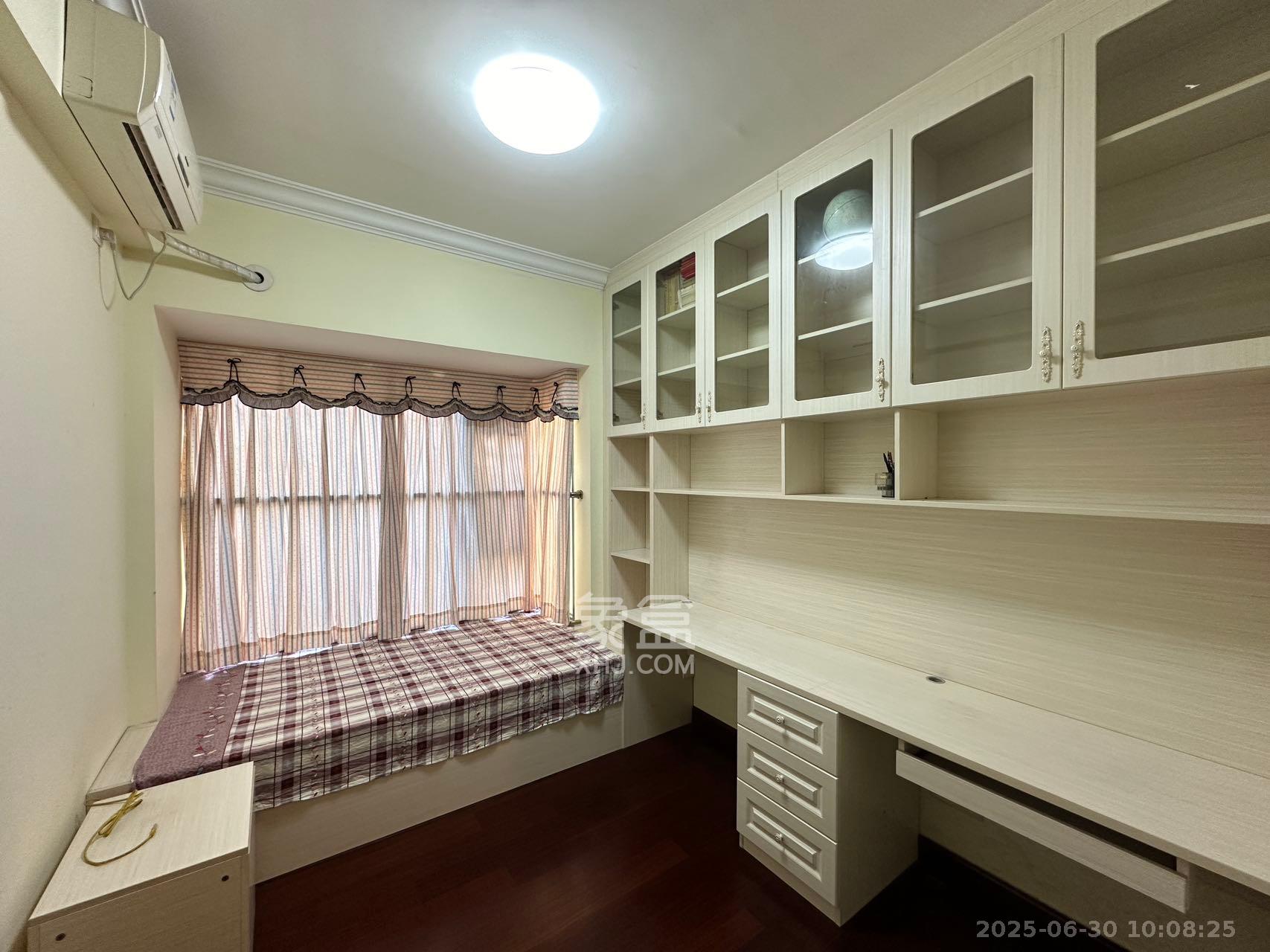 恒大绿洲  3室2厅2卫    2800.0元/月 恒大绿洲  3室2厅2卫    2800.0元/月室内图