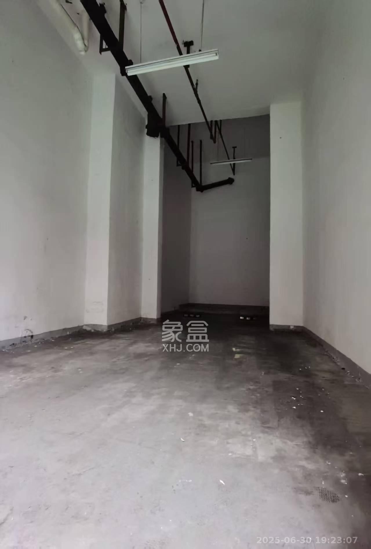 湘江世纪城映江苑  1室1厅0卫    550.0元/月 湘江世纪城映江苑  1室1厅0卫    550.0元/月室内图