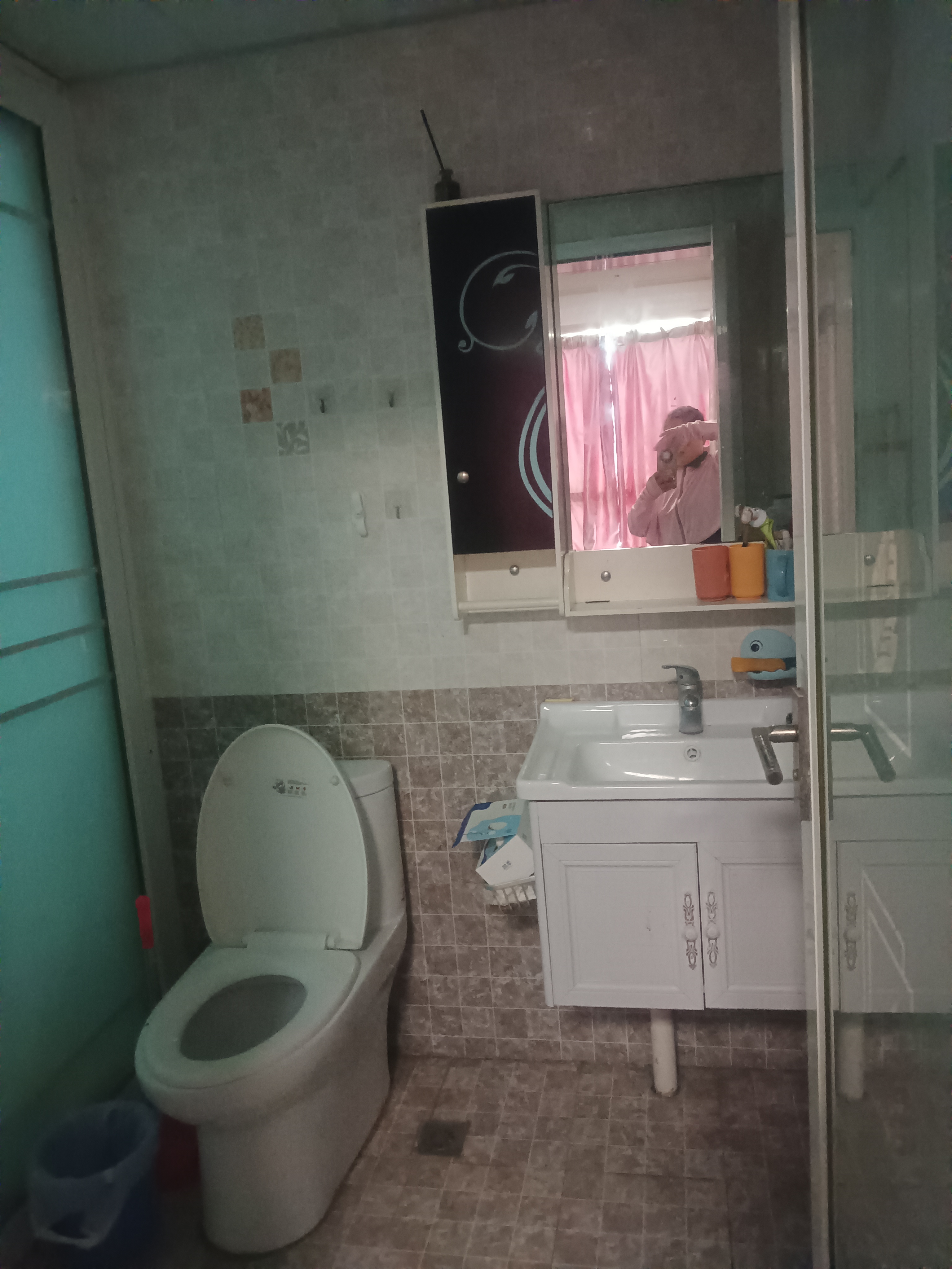 禧诚月畔湾  3室2厅2卫   1800.00元/月室内图