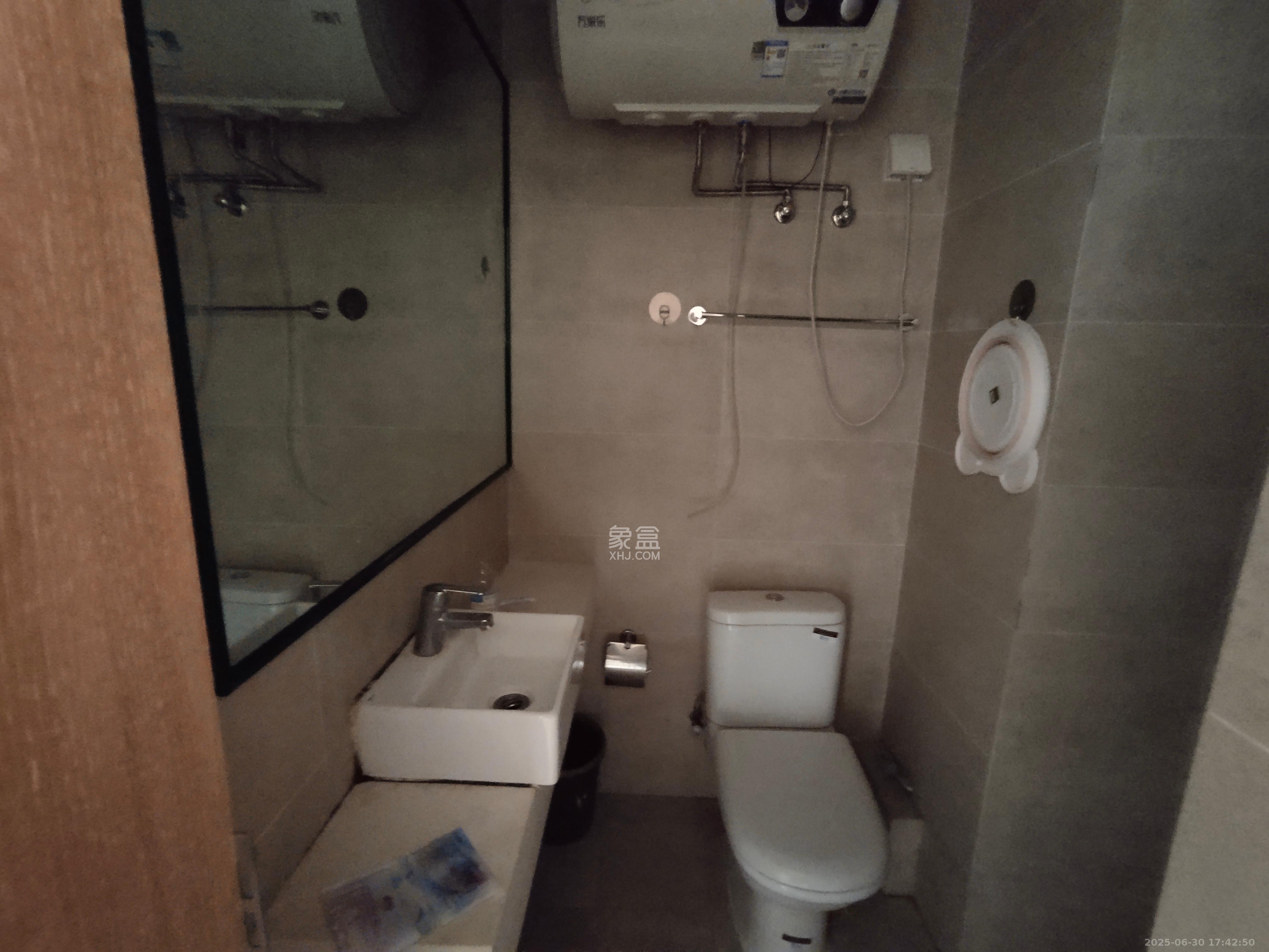 兰亭湾畔  1室1厅1卫   950.00元/月室内图