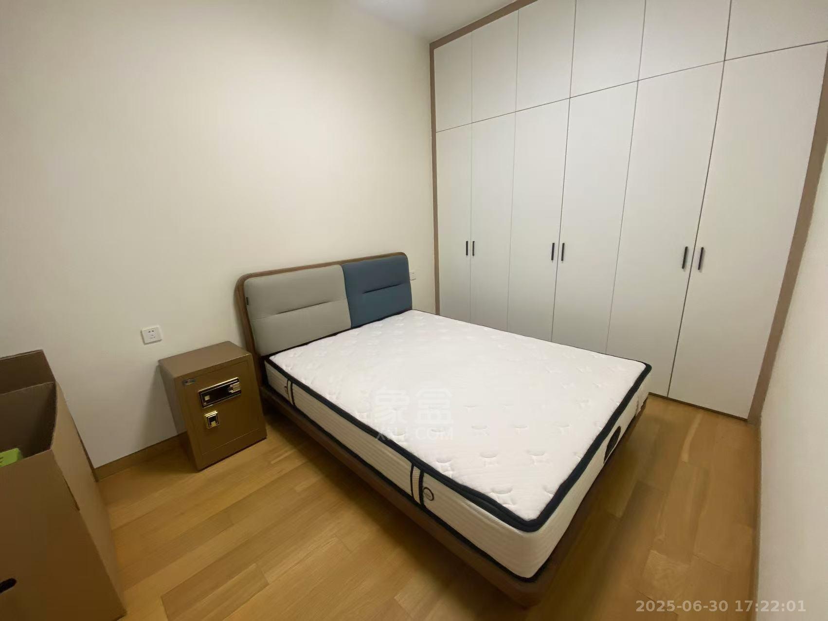 晋合湘水湾四期 2室2厅1卫 2280.0元/月 晋合湘水湾四期 2室2厅1卫 2280.0元/月室内图