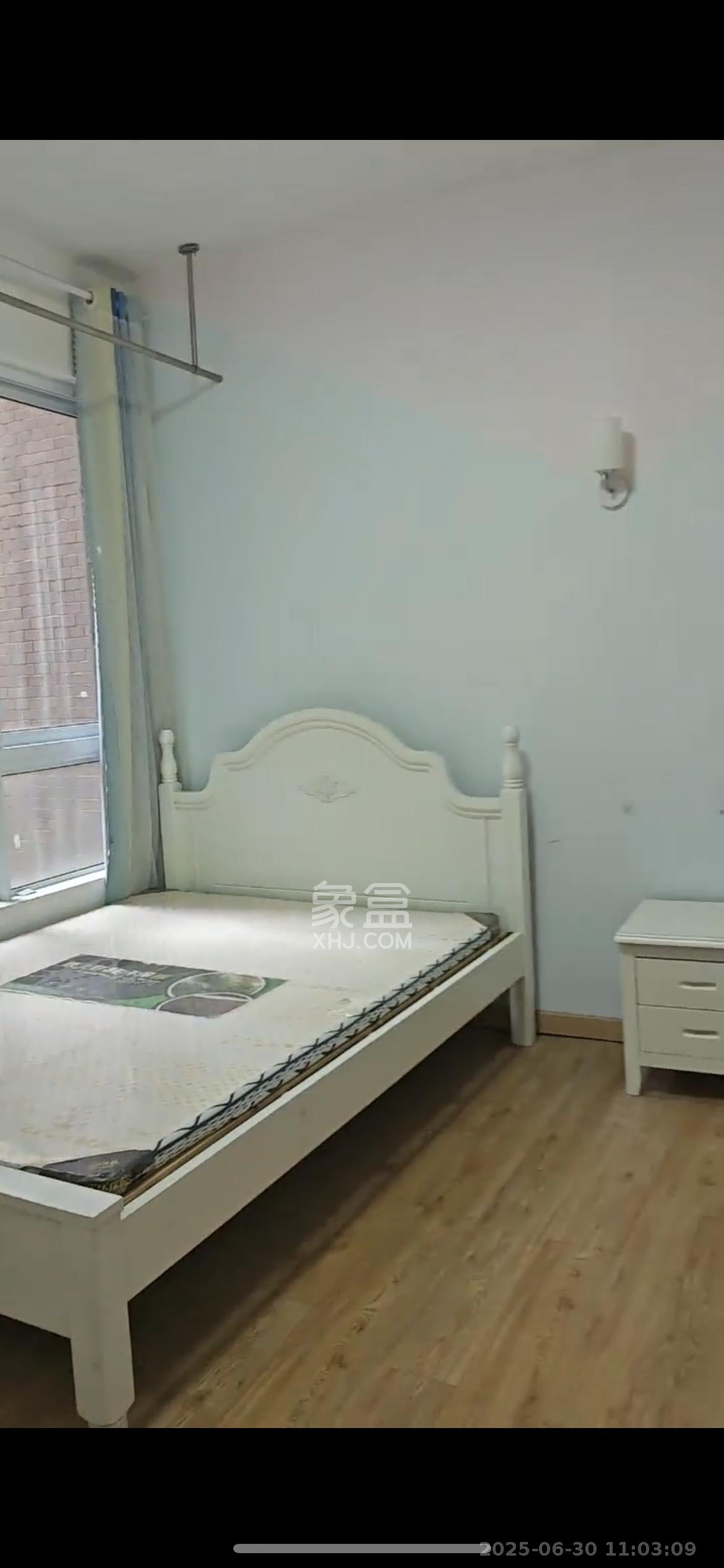 泊林晶城  3室2厅1卫   1300.00元/月室内图