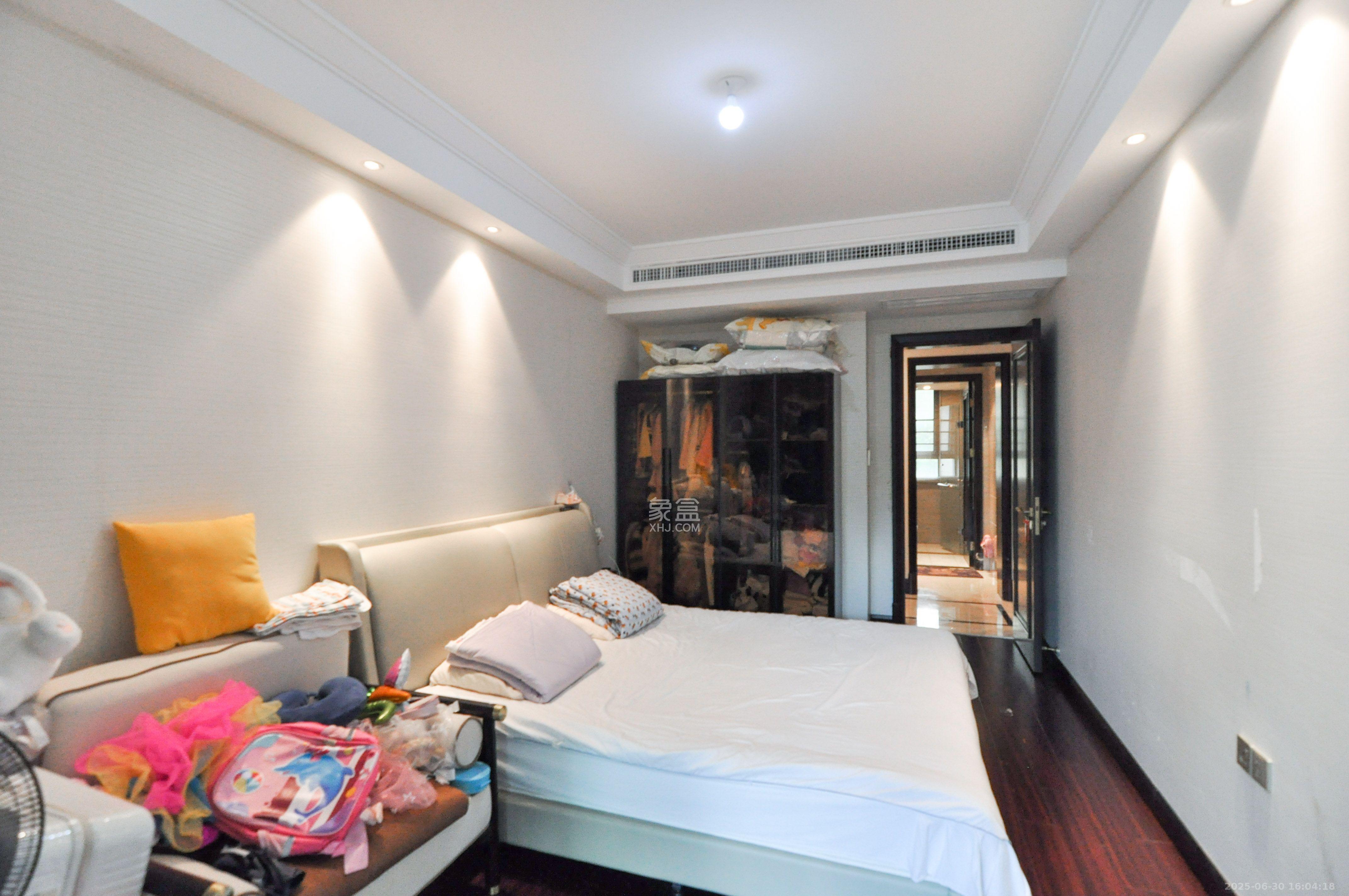 梅溪湖金茂府(金茂广场)(金茂览秀城)  4室2厅2卫    6000.0元/月 梅溪湖金茂府(金茂广场)(金茂览秀城)  4室2厅2卫    6000.0元/月室内图