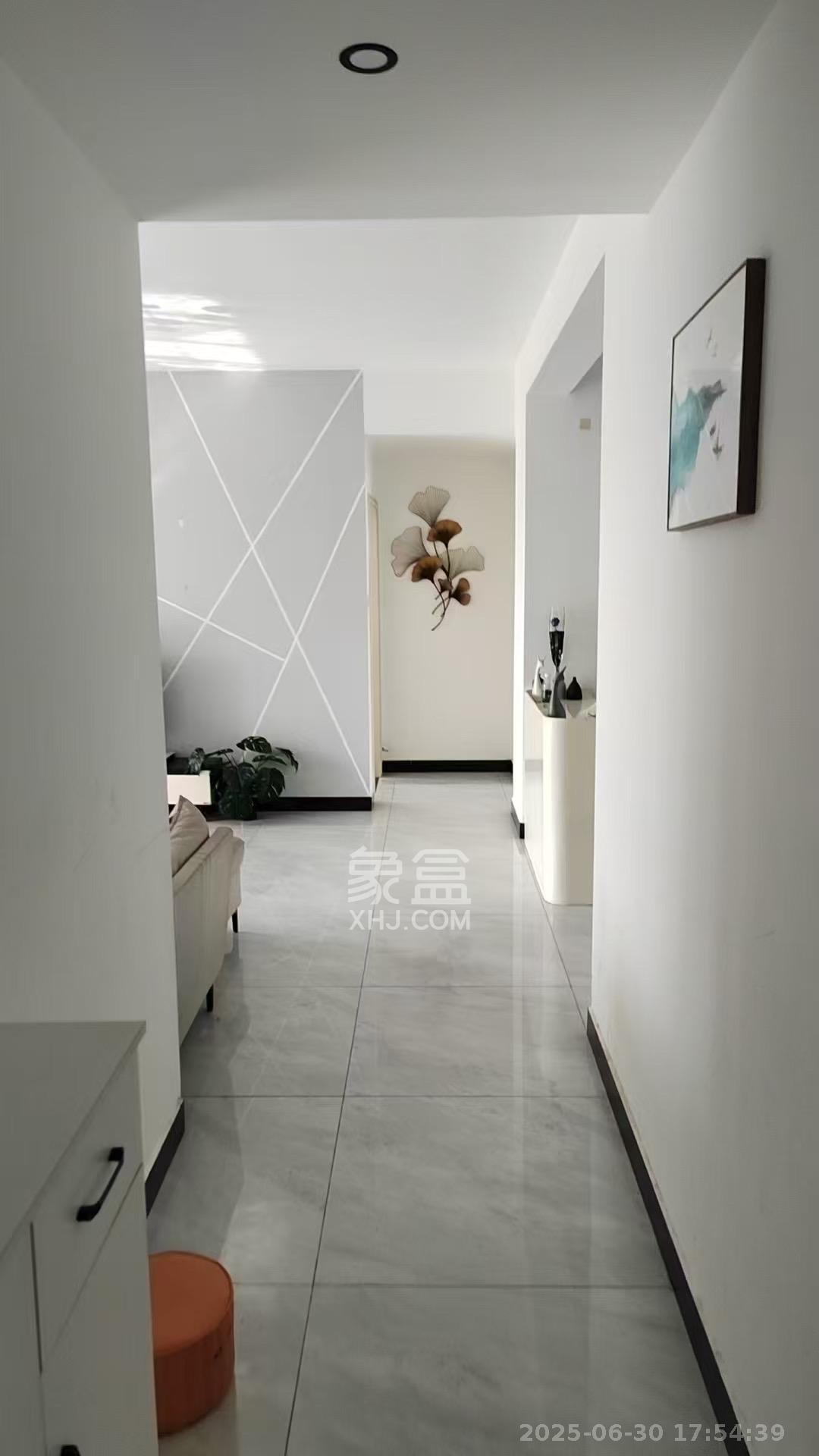 明大佳园 3室2厅1卫 3400.0元/月 明大佳园 3室2厅1卫 3400.0元/月室内图