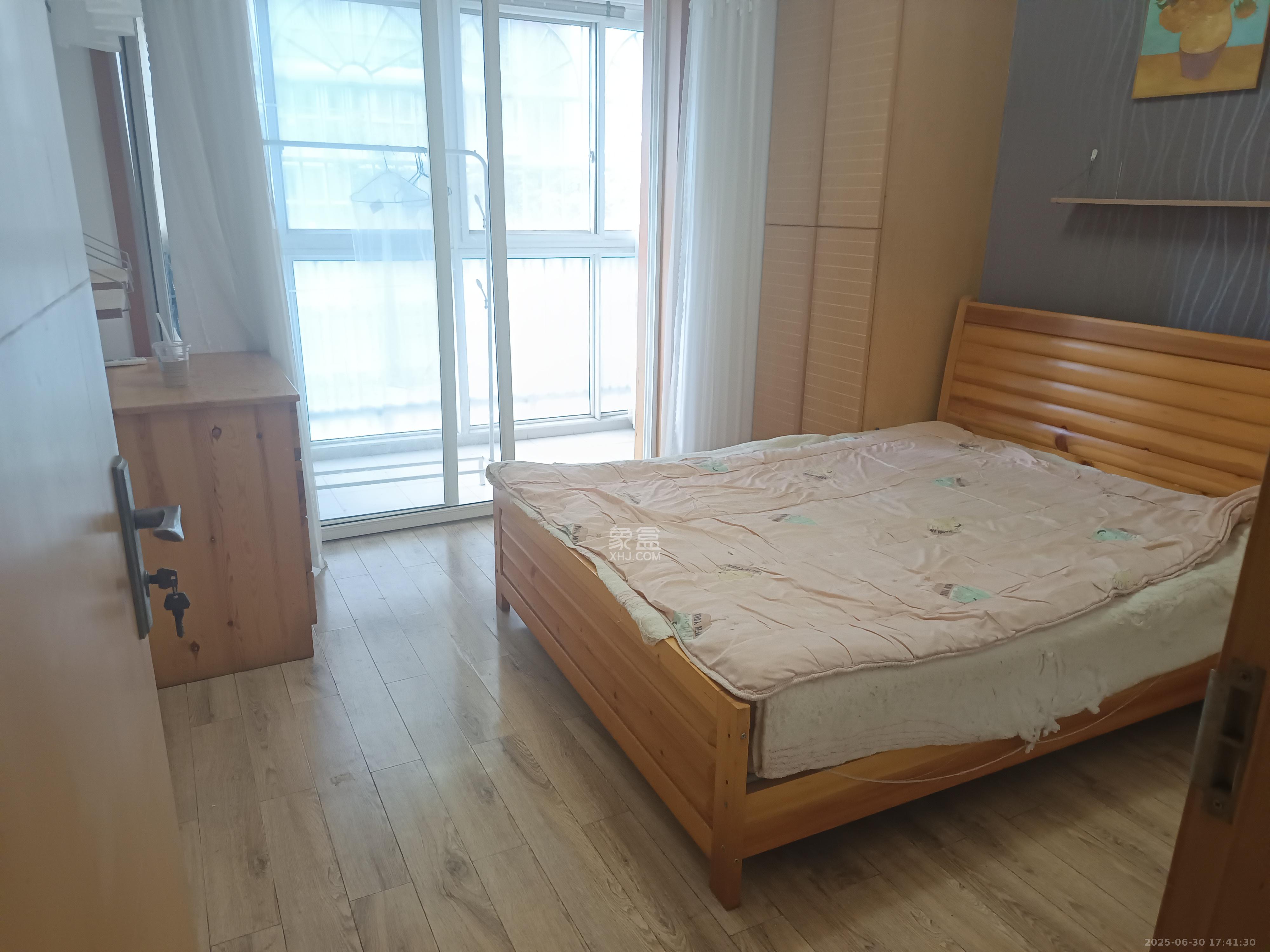 湘许嘉园  3室2厅2卫   2700.00元/月室内图