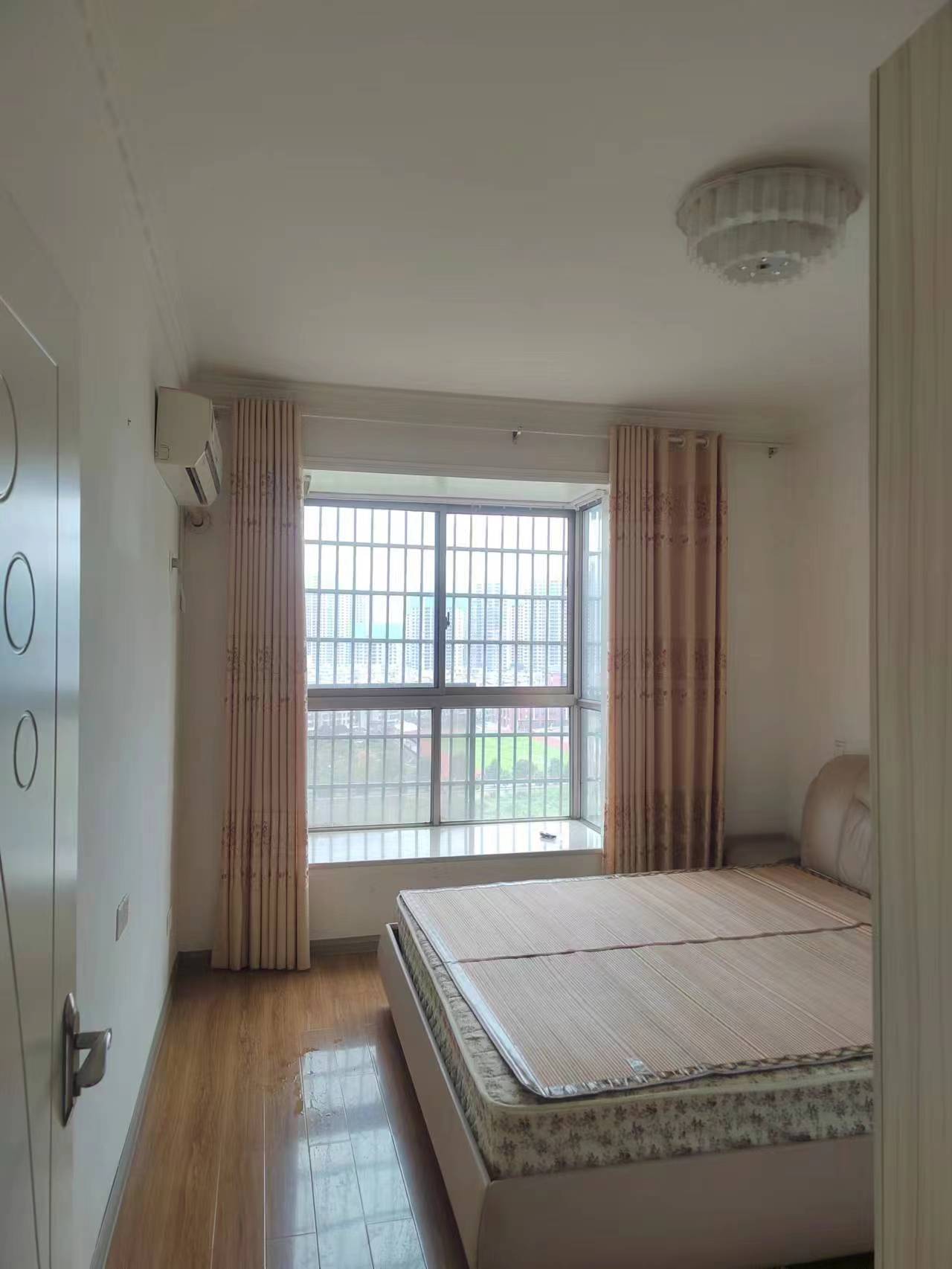 王家小区  1室0厅0卫    1000.0元/月室内图