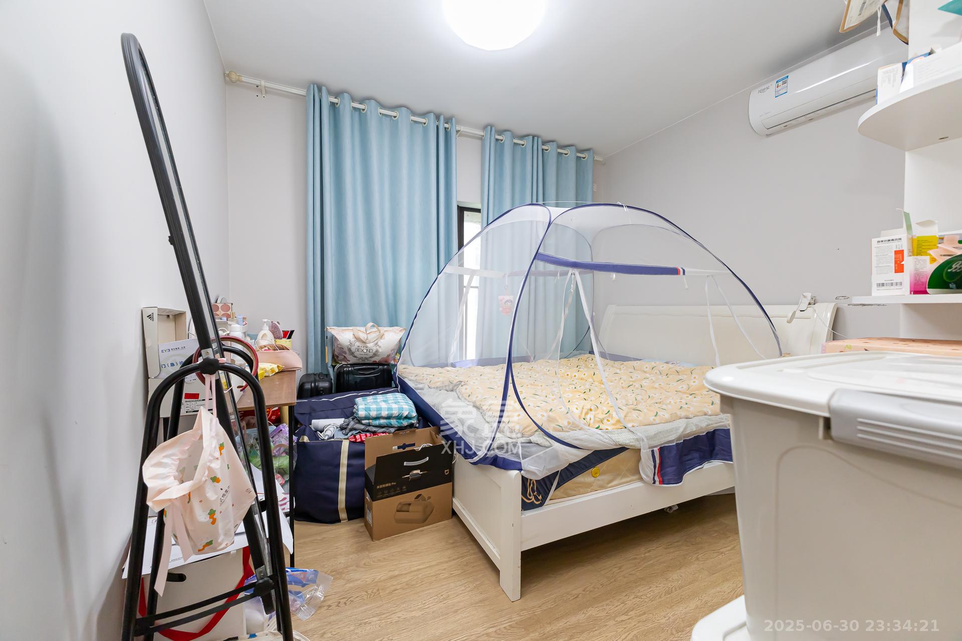 时代倾城三期 2室2厅1卫 67.5万 时代倾城三期 2室2厅1卫 67.5万卧室