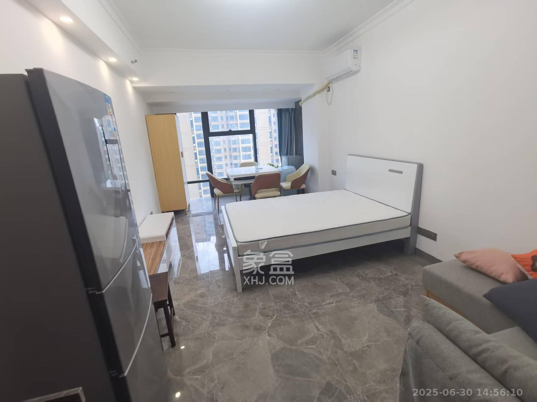 裕天国际商汇中心 3室1厅1卫 1600.0元/月 裕天国际商汇中心 3室1厅1卫 1600.0元/月室内图