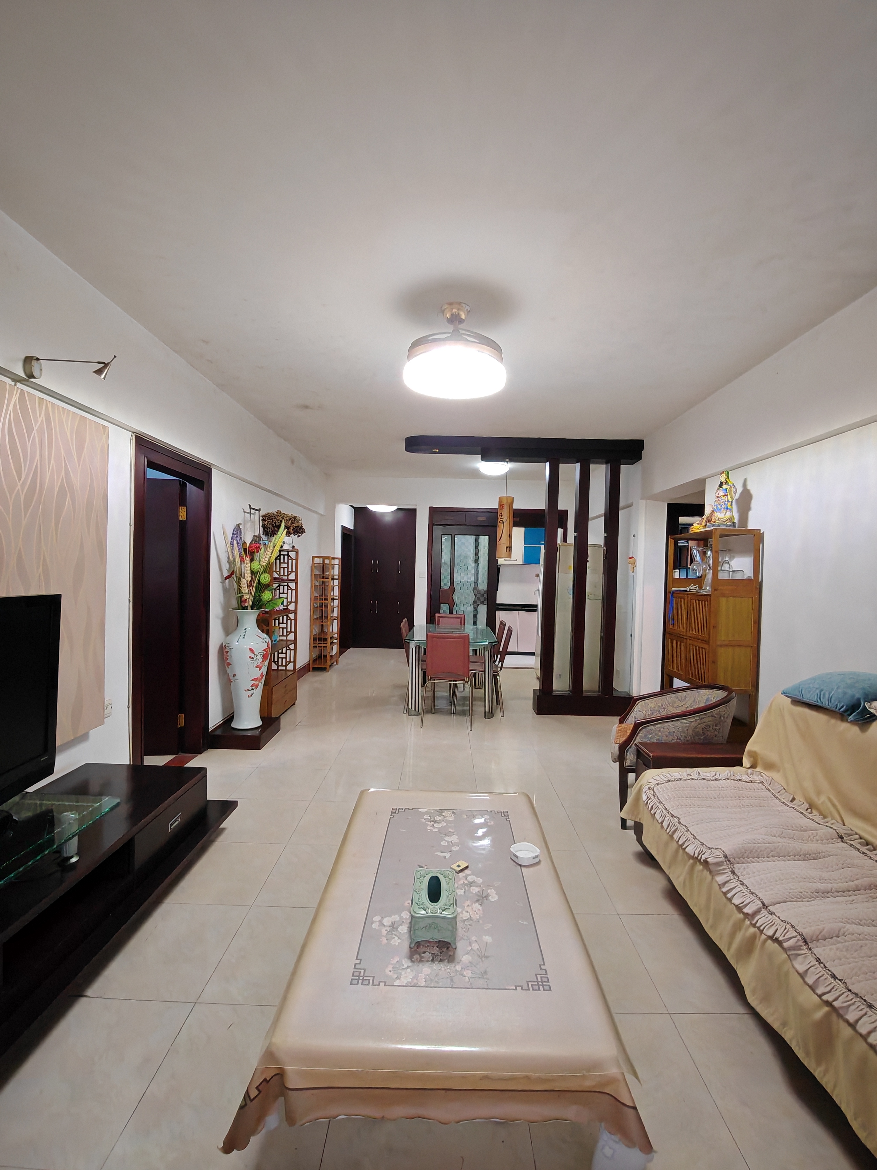 万恒城市花园 3室2厅1卫 2300.0元/月 万恒城市花园 3室2厅1卫 2300.0元/月室内图