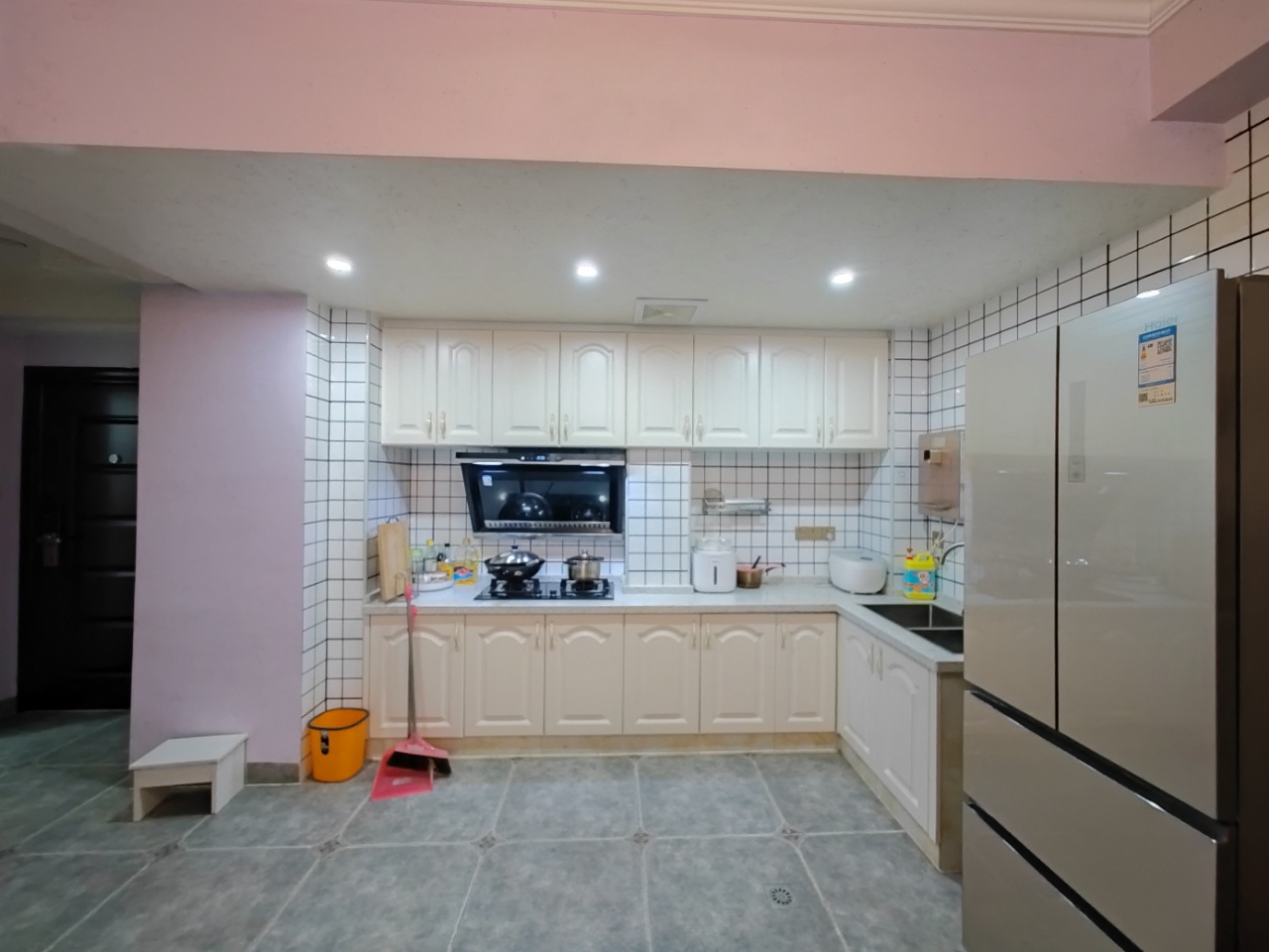 王家小区 1室0厅0卫 600.0元/月 王家小区 1室0厅0卫 600.0元/月室内图