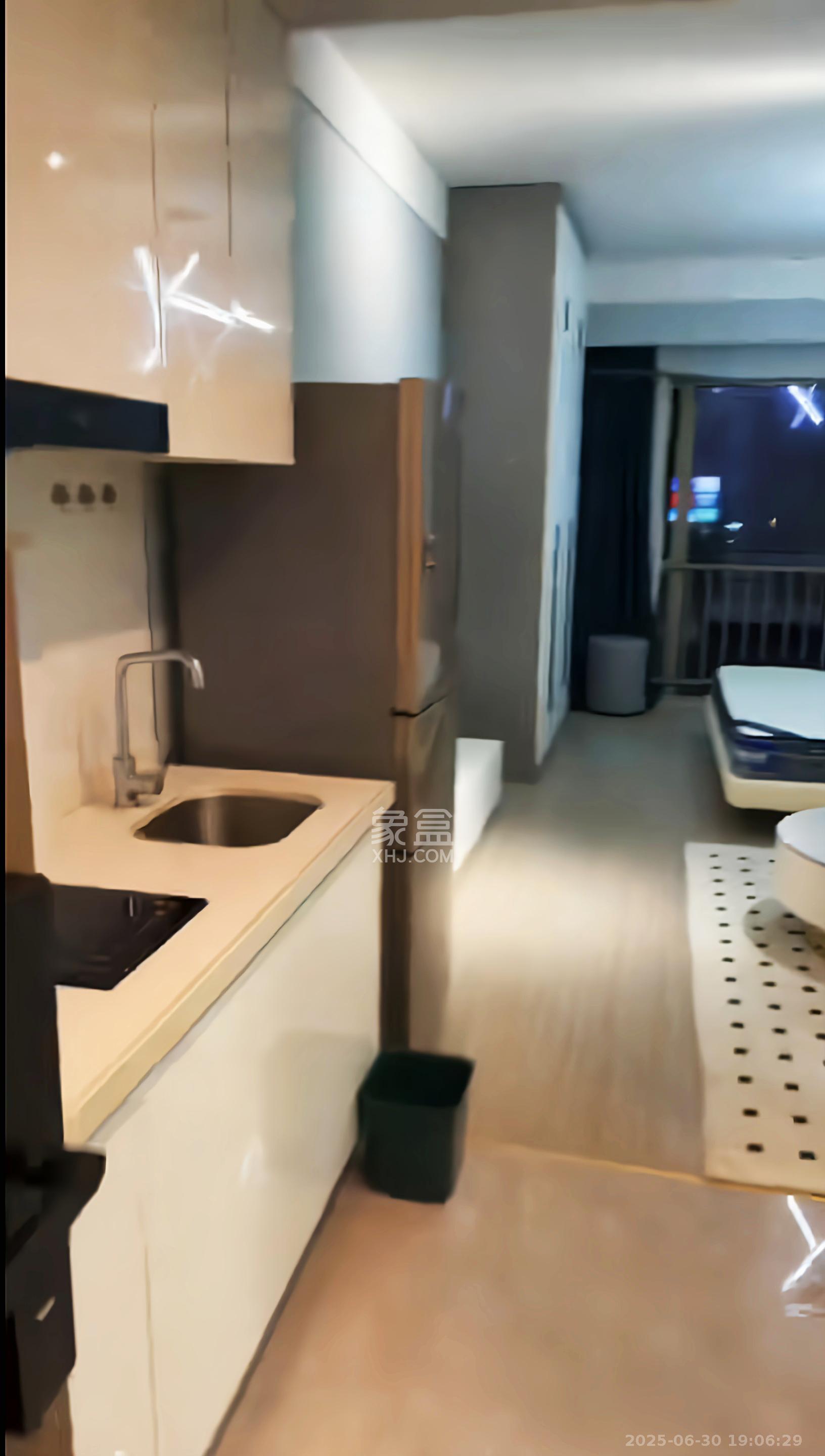 梅溪华府（新城金茂梦想华府）  1室1厅1卫   1900.00元/月室内图