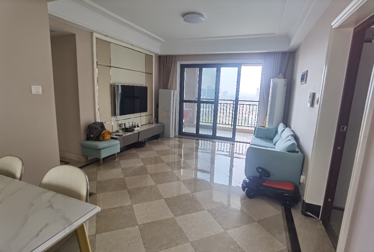 置地御海公馆  4室2厅2卫    160.0万 置地御海公馆  4室2厅2卫    160.0万户型图