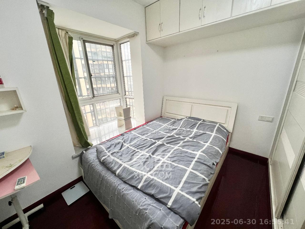 清政园(青政家园) 3室2厅2卫 2400.0元/月 清政园(青政家园) 3室2厅2卫 2400.0元/月室内图