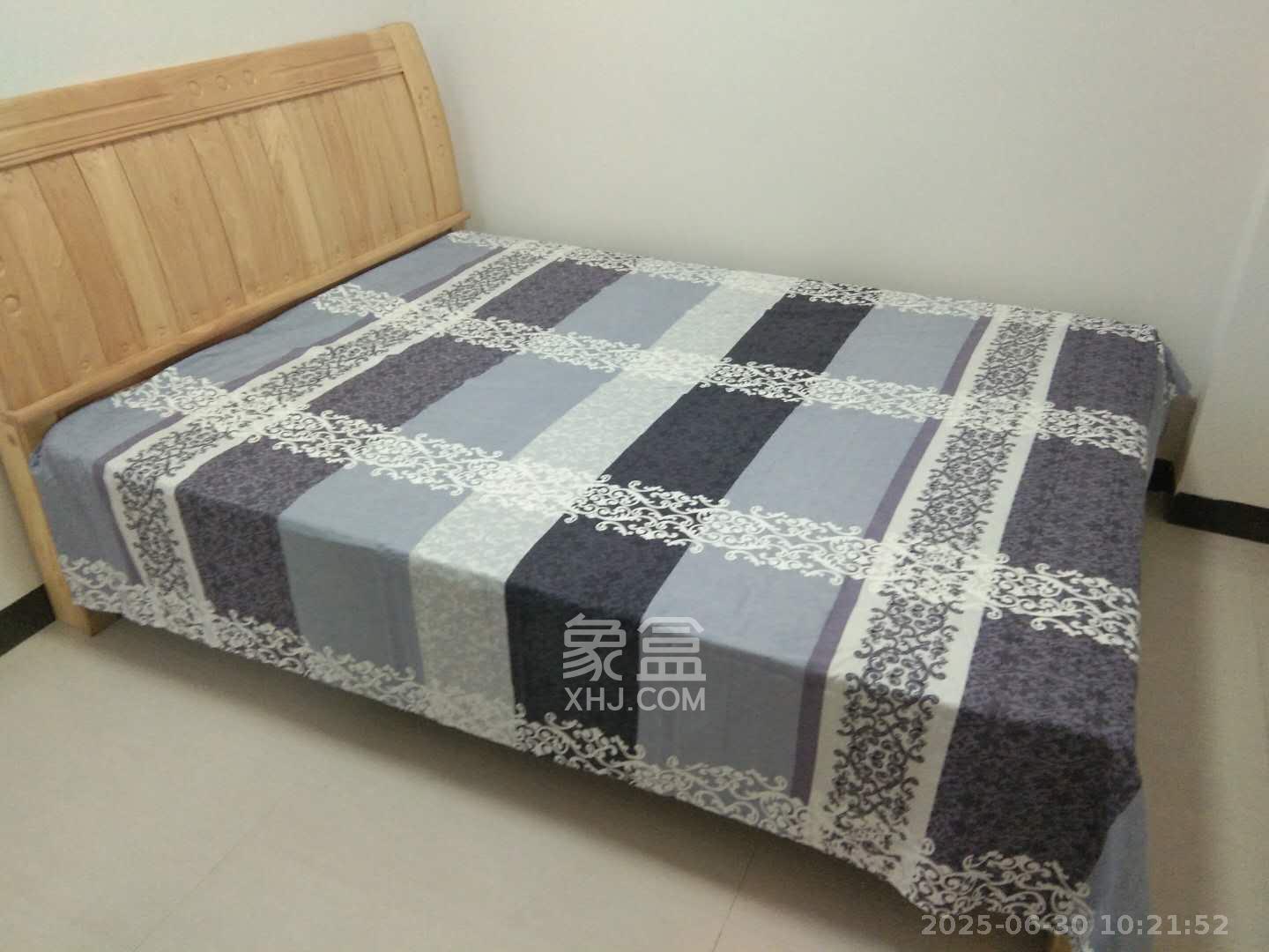 长房西郡  2室2厅1卫   2000.00元/月室内图