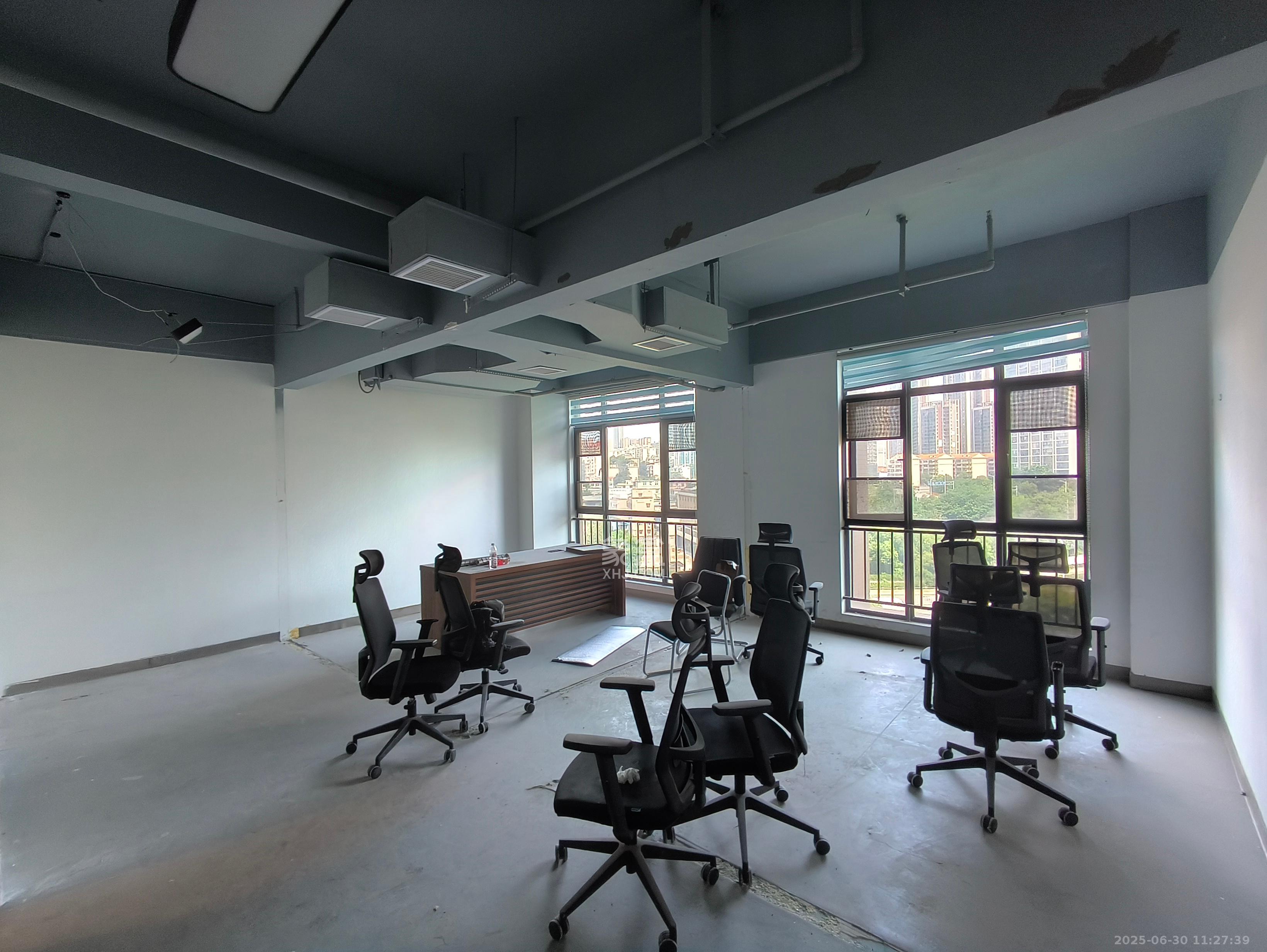 叠彩兰亭 1室1厅1卫 3200.0元/月 叠彩兰亭 1室1厅1卫 3200.0元/月室内图