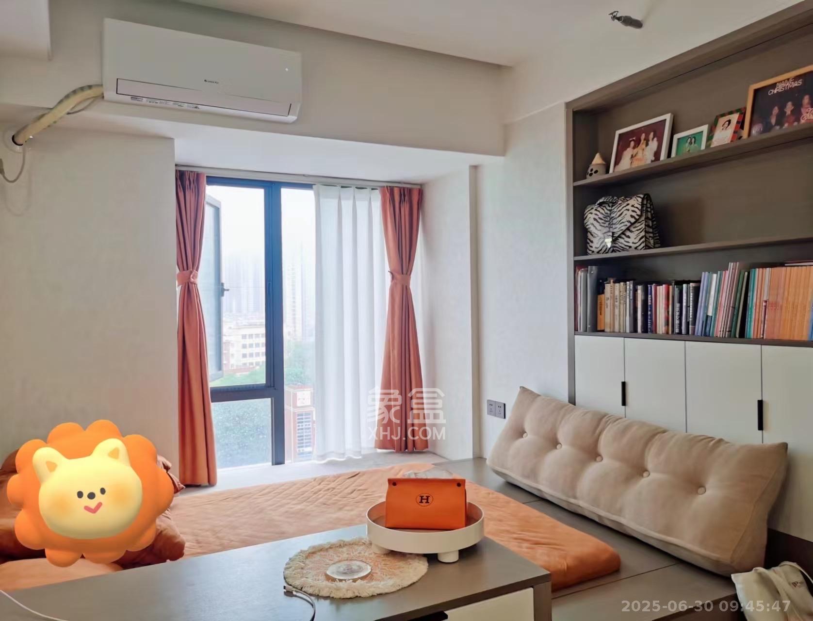 复地星光天地 1室0厅0卫 1800.0元/月 复地星光天地 1室0厅0卫 1800.0元/月室内图