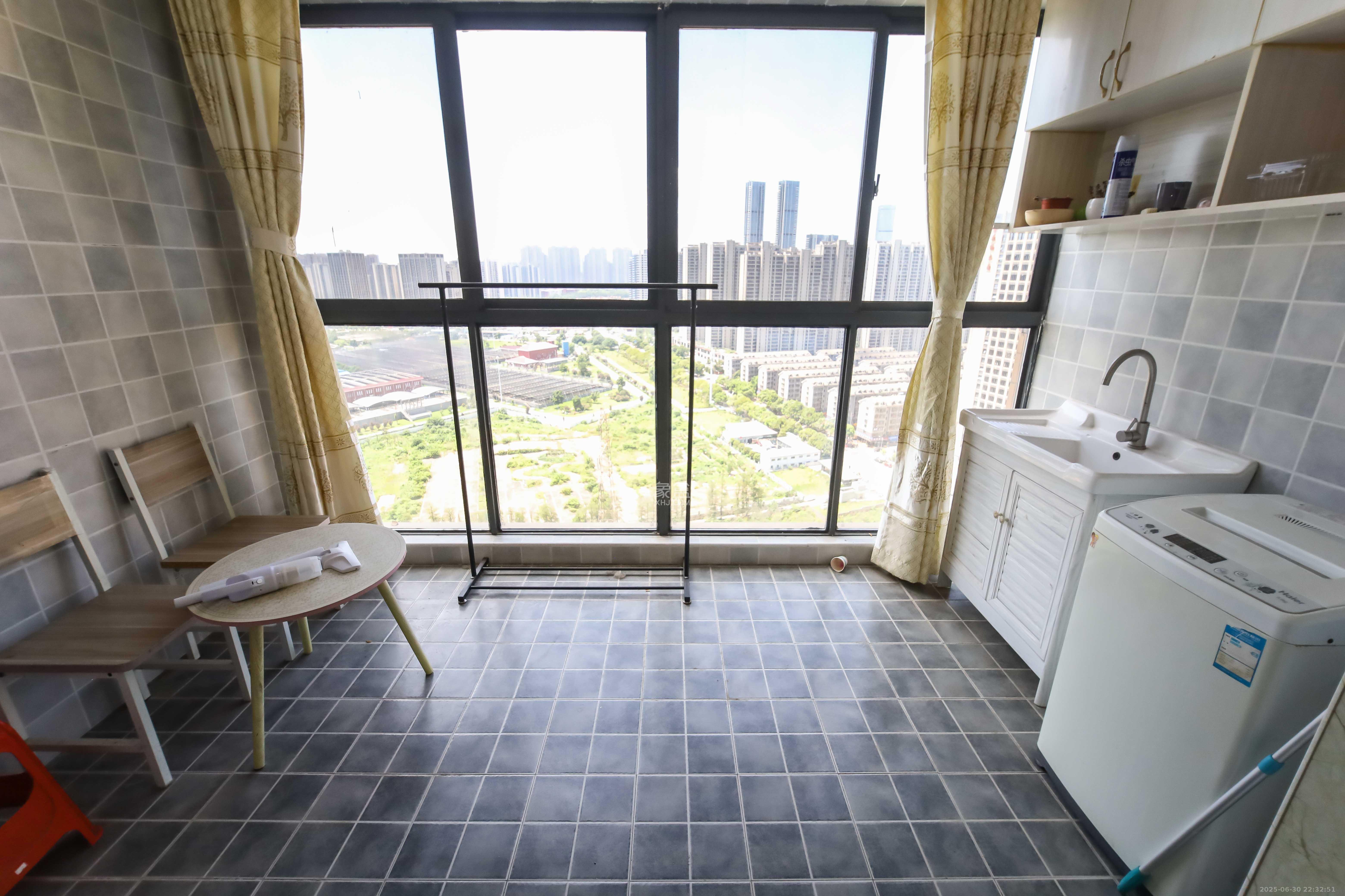 江河双水湾 2室2厅1卫 78.0万 江河双水湾 2室2厅1卫 78.0万阳台