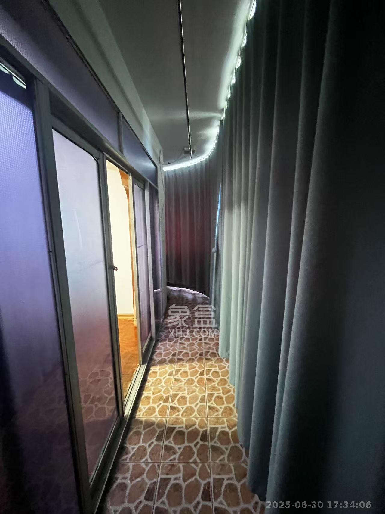 晓园大厦  2室1厅1卫   1500.00元/月室内图