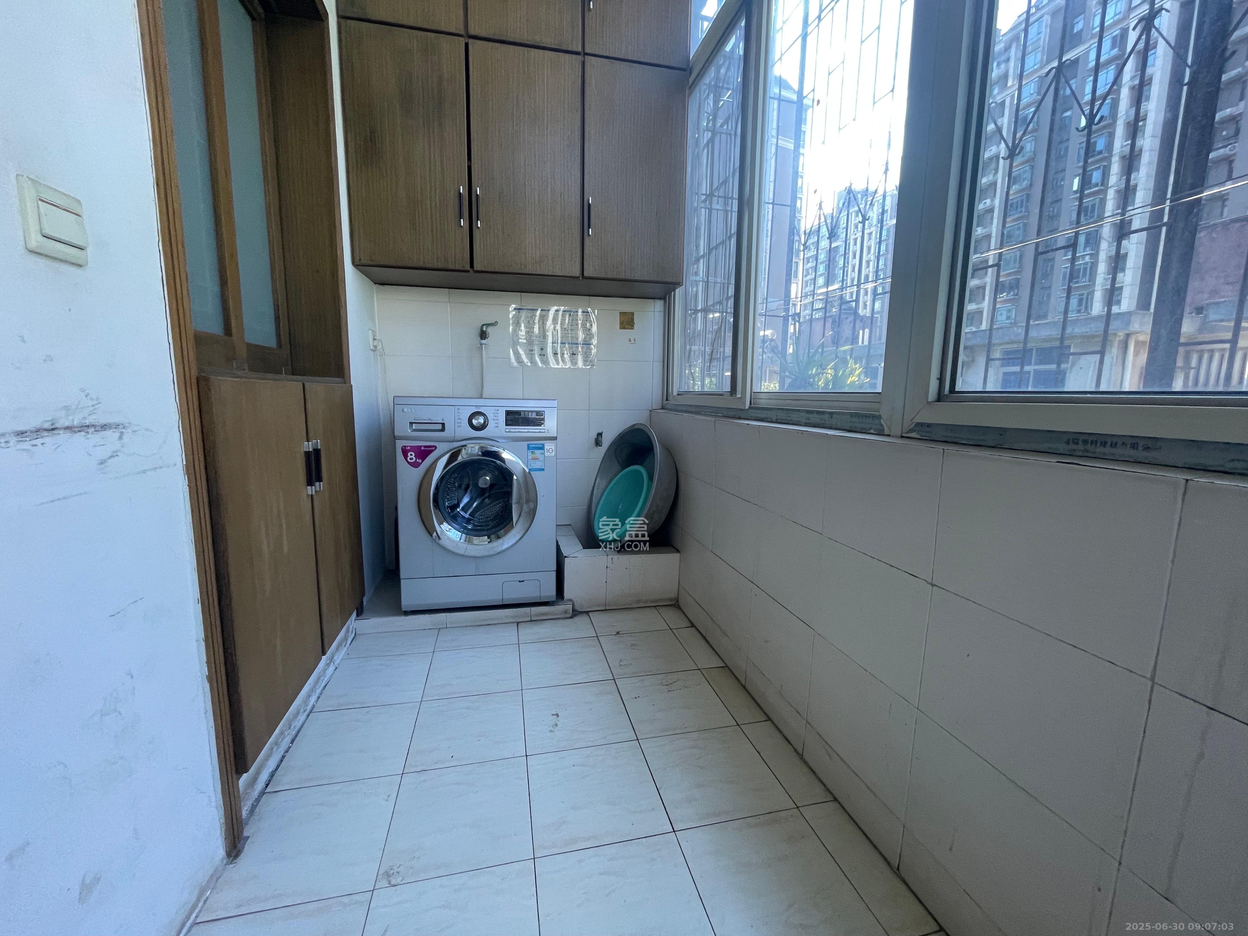 省质检局宿舍  2室2厅1卫   1700.00元/月室内图