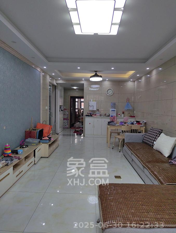 新天地步步高 3室2厅1卫 1500.0元/月 新天地步步高 3室2厅1卫 1500.0元/月室内图