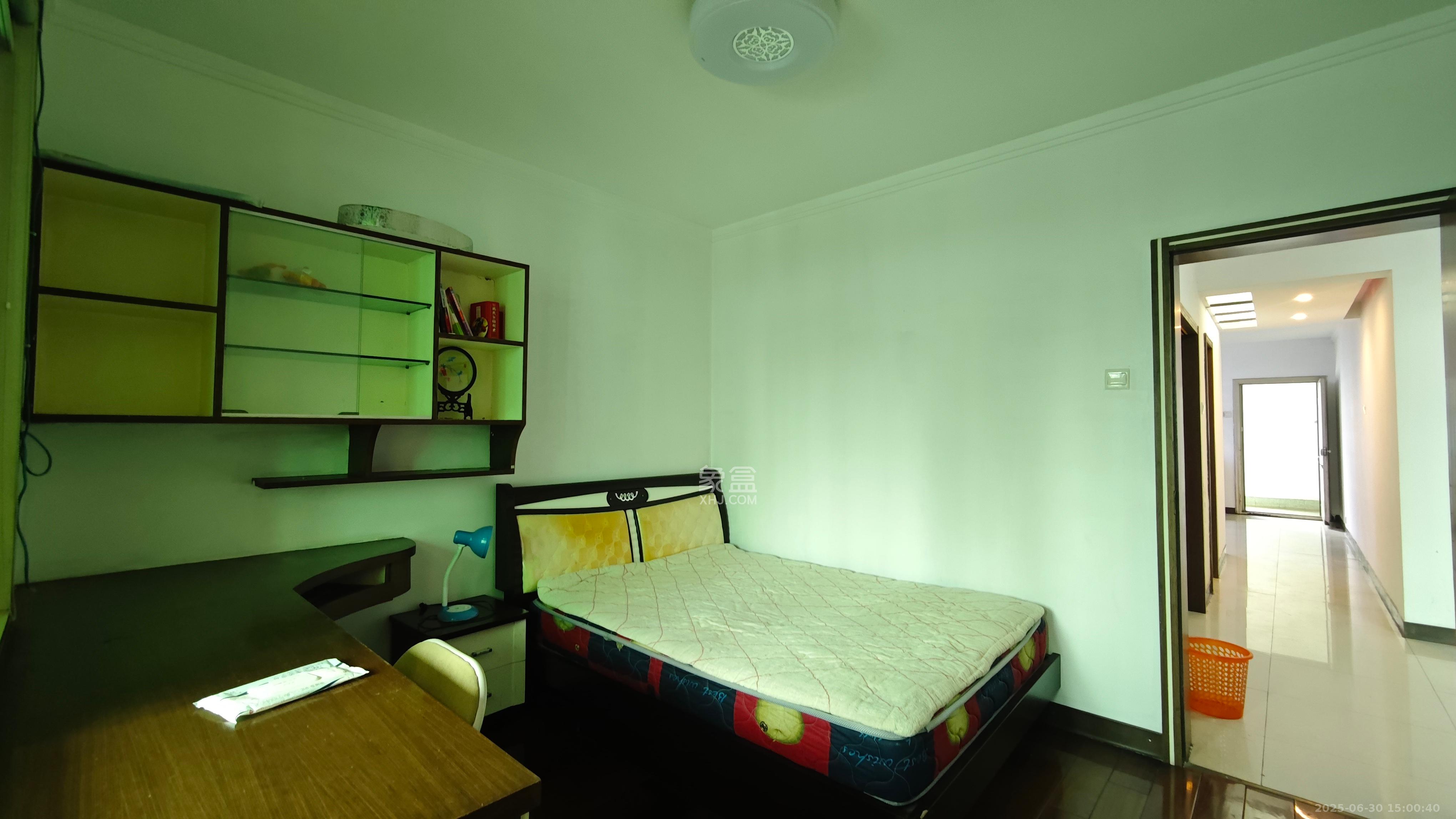 市一医院宿舍 2室2厅2卫 2500.0元/月 市一医院宿舍 2室2厅2卫 2500.0元/月室内图