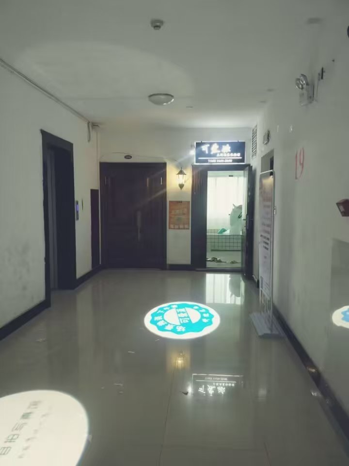 汇景花园  3室2厅2卫   2980.00元/月室内图