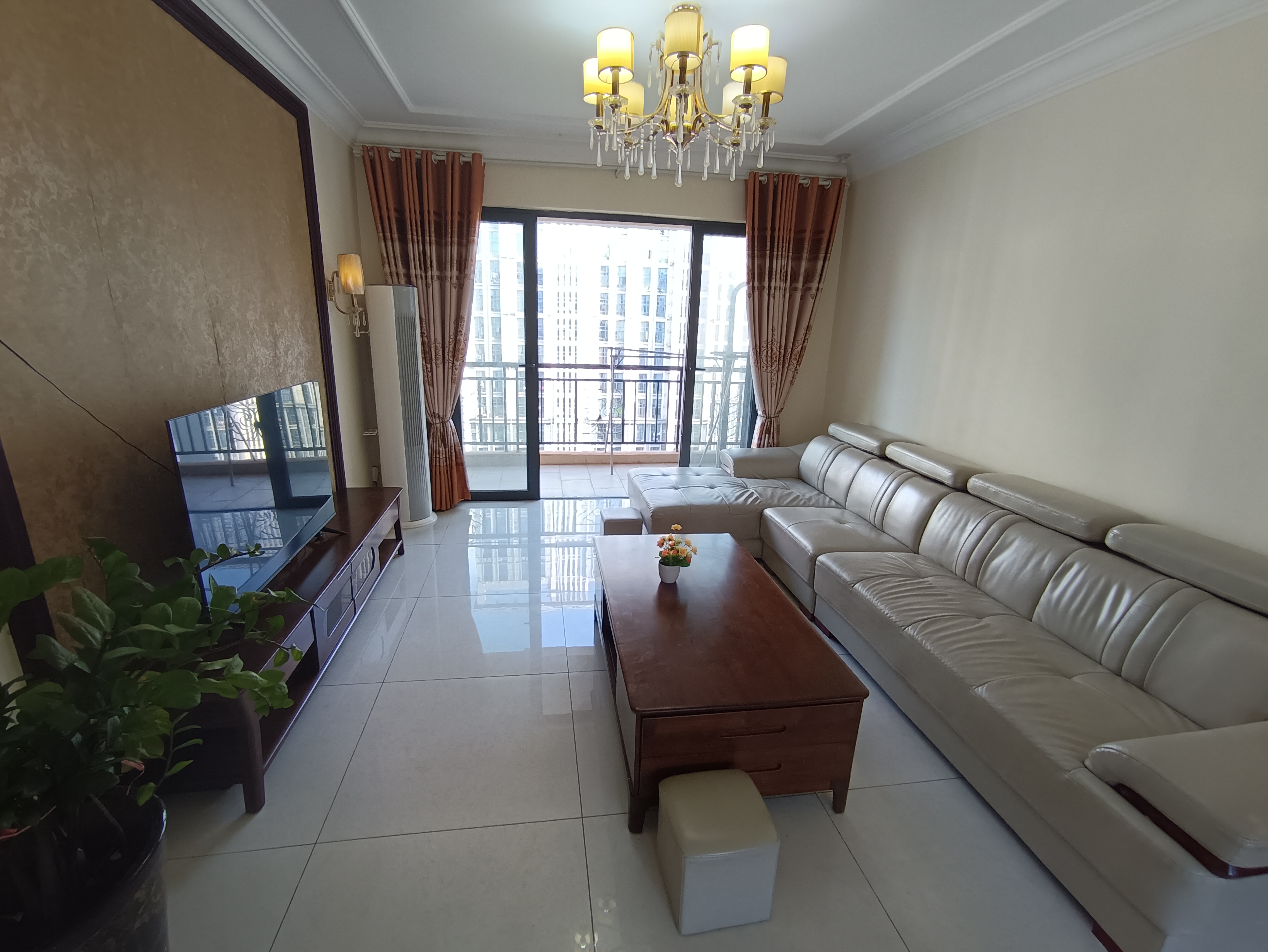 恒大海口文化旅游城 3室2厅2卫 148.0万 恒大海口文化旅游城 3室2厅2卫 148.0万客厅