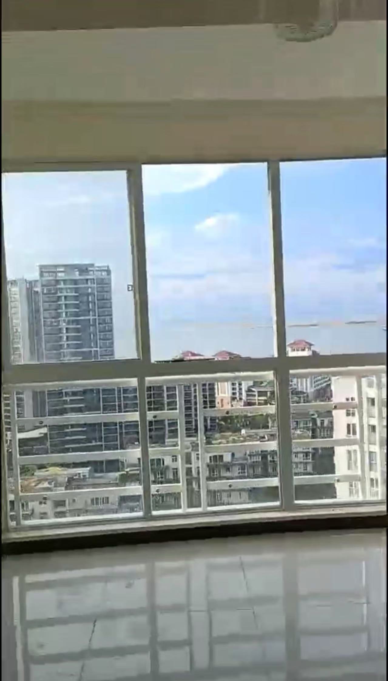 阳光西海岸三期南区(白云公寓(洋房区) 5室2厅2卫 9000.0元/月 阳光西海岸三期南区(白云公寓(洋房区) 5室2厅2卫 9000.0元/月室内图