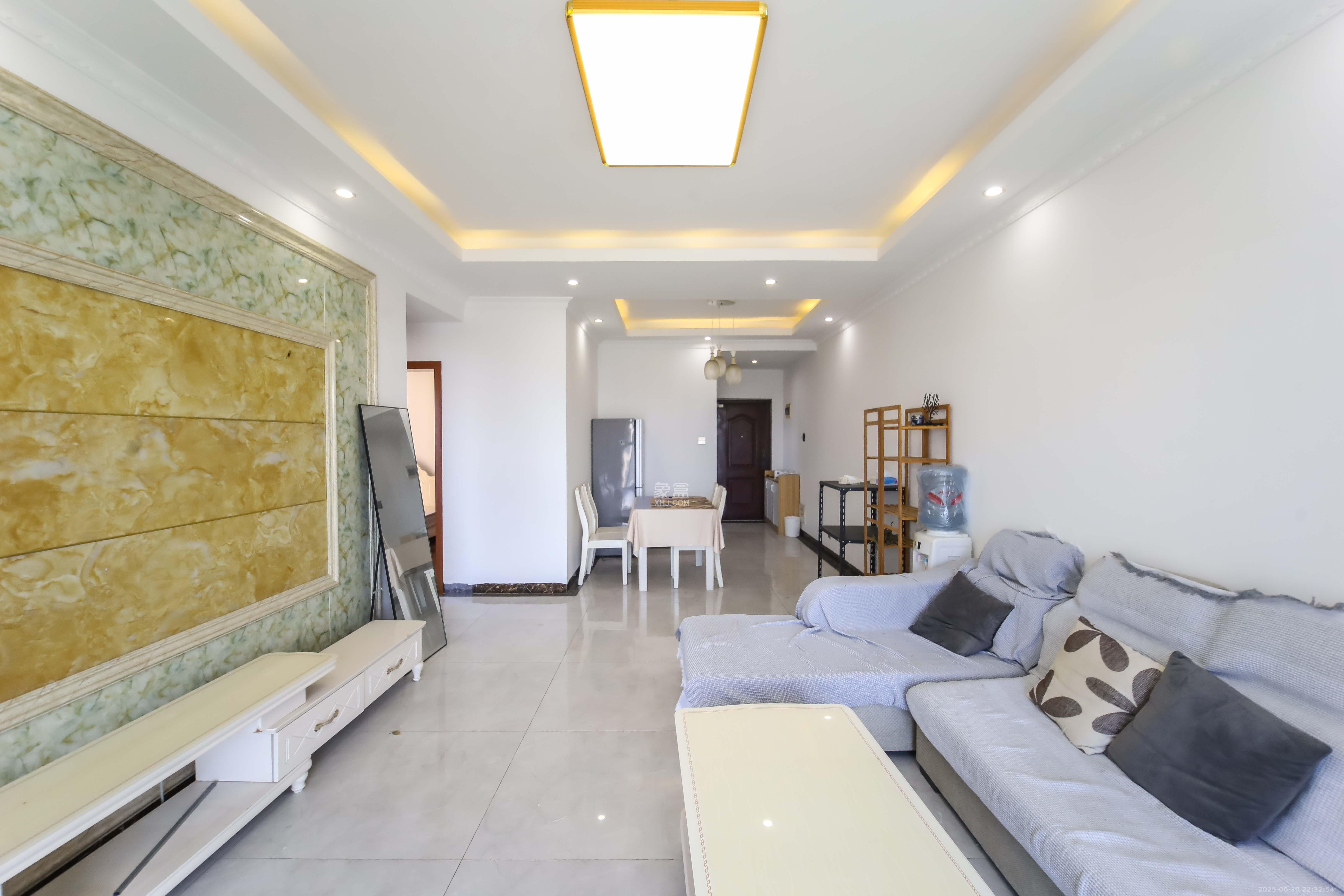 江河双水湾 2室2厅1卫 78.0万 江河双水湾 2室2厅1卫 78.0万客厅