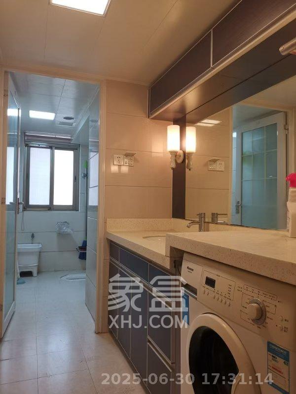 长沙晚报宿舍、晚报大厦  3室2厅2卫    3200.0元/月 长沙晚报宿舍、晚报大厦  3室2厅2卫    3200.0元/月室内图