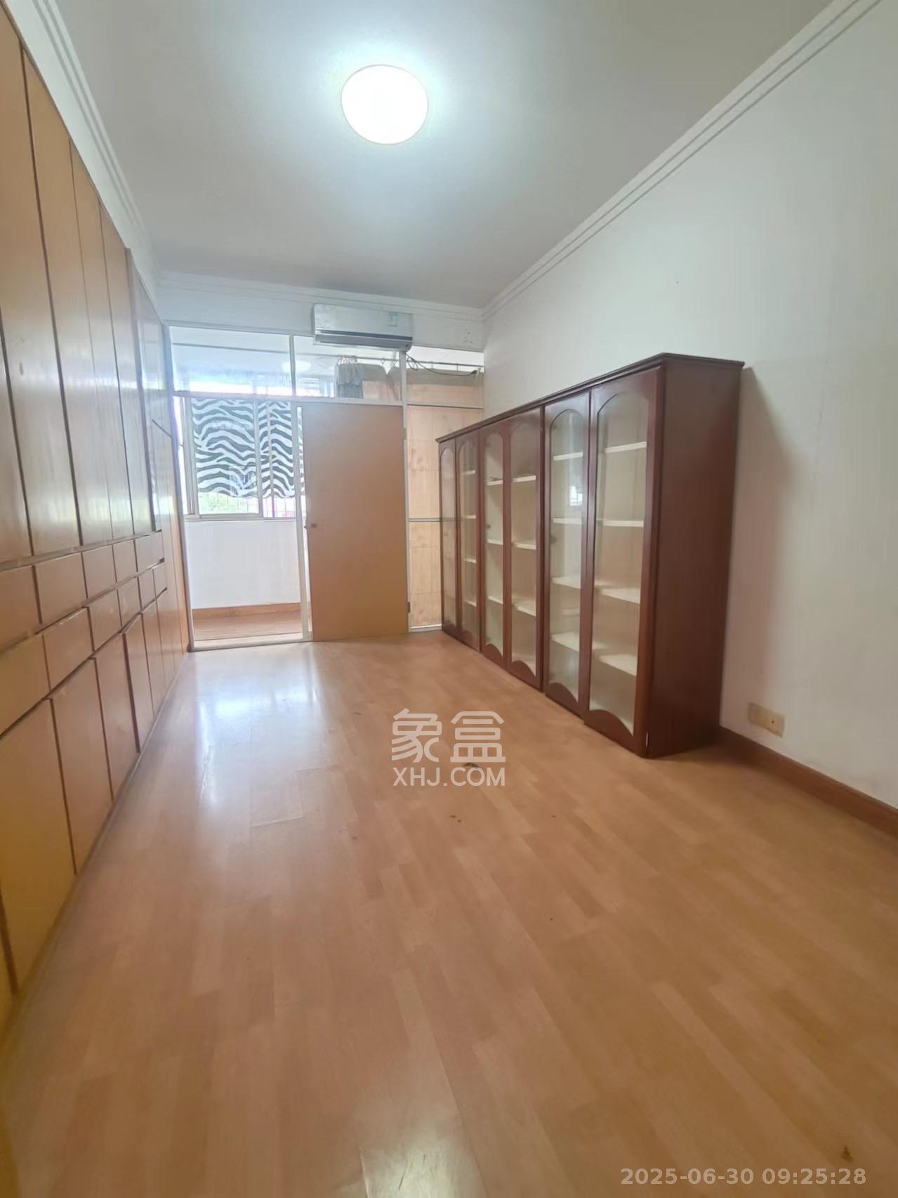 向韶村  3室1厅1卫    3200.0元/月室内图