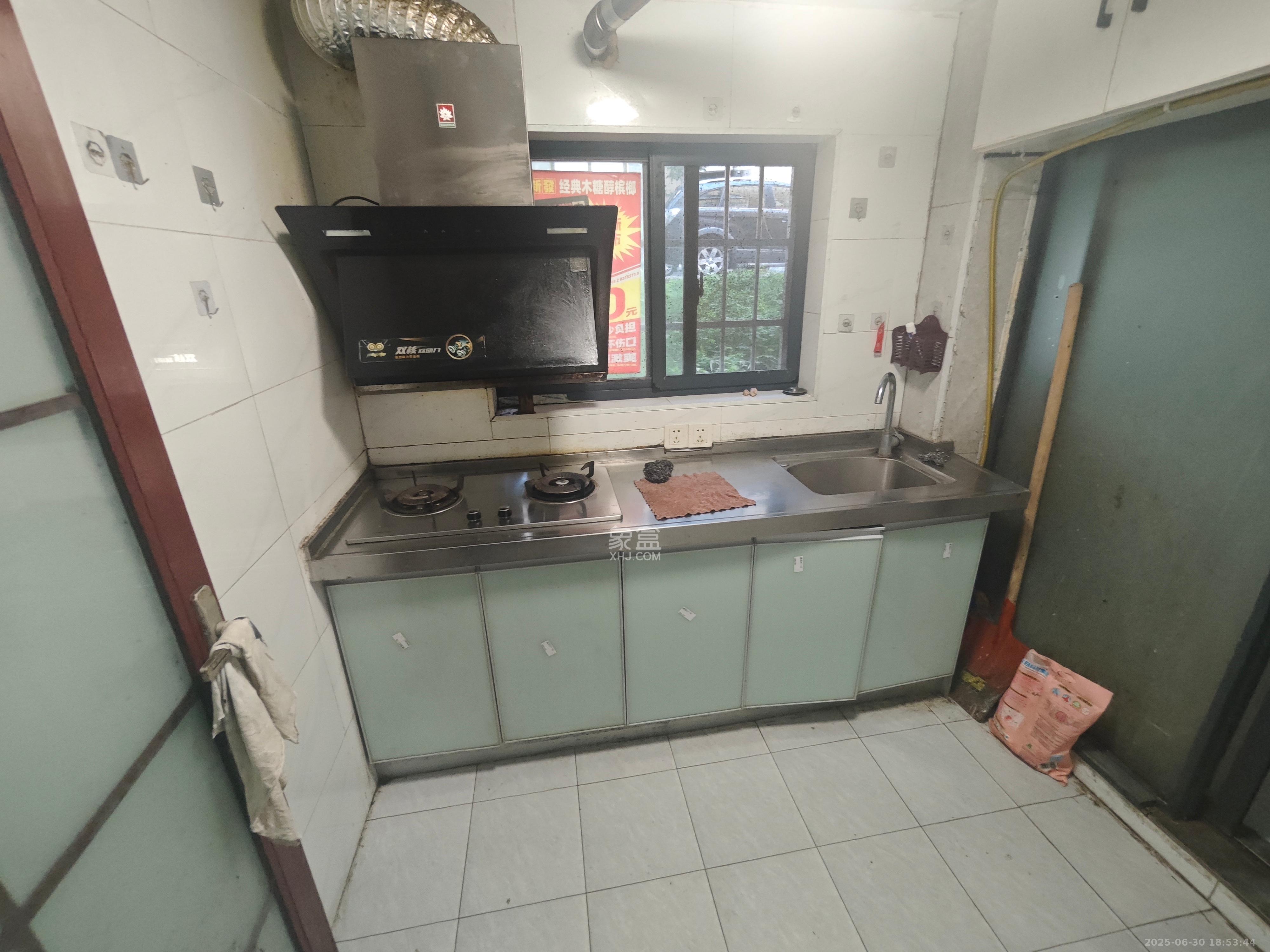 恩瑞麓山名园(龙王港小区) 2室1厅1卫 1600.0元/月 恩瑞麓山名园(龙王港小区) 2室1厅1卫 1600.0元/月室内图